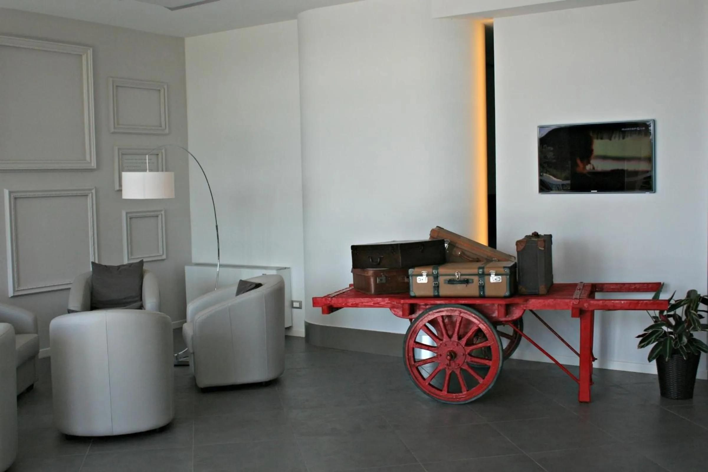 Lobby or reception in Castelmartini Wellness & Business Hotel