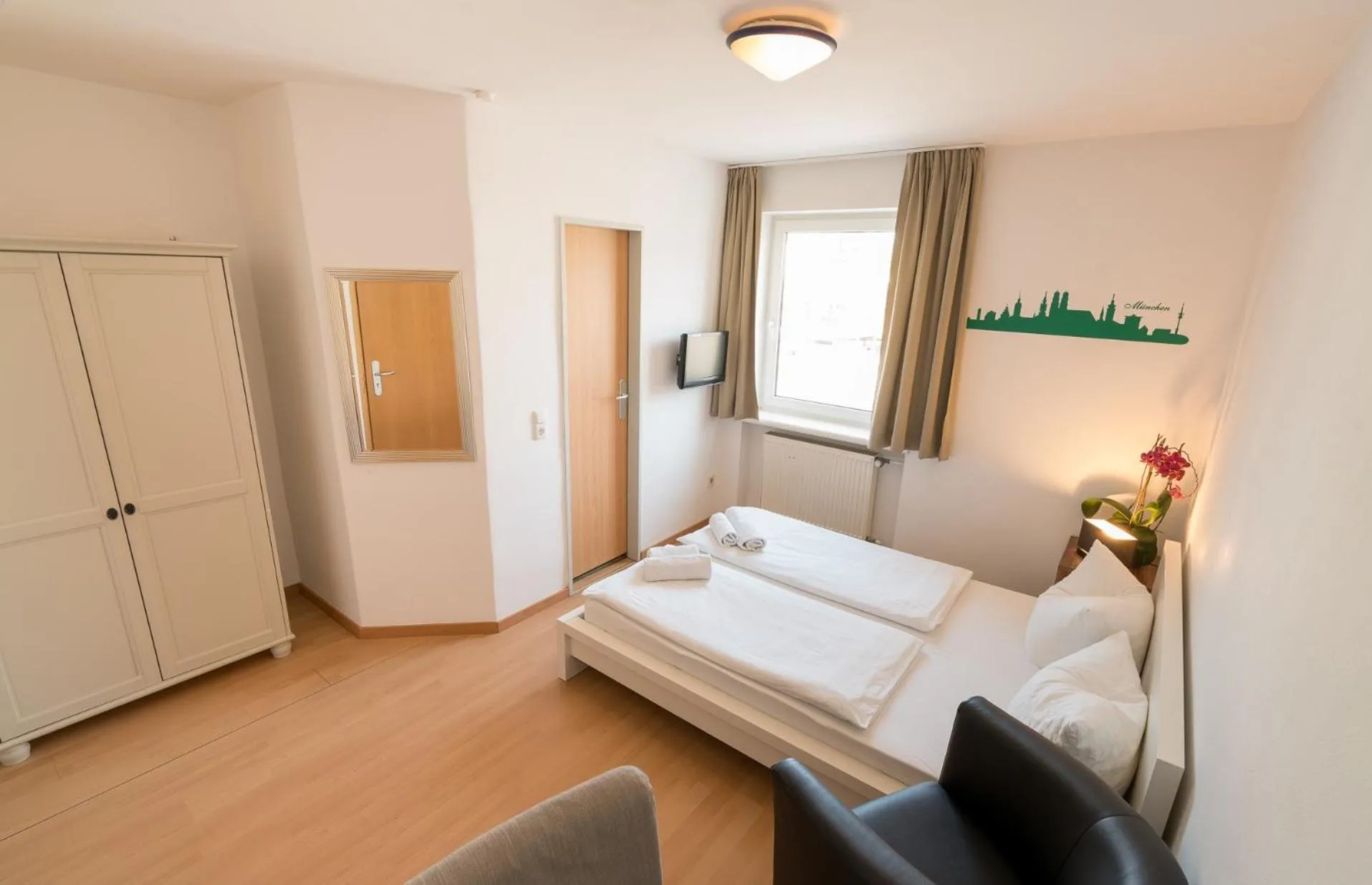 Twin/Double Room in guenstigschlafen24 – die günstige Alternative zum Hotel