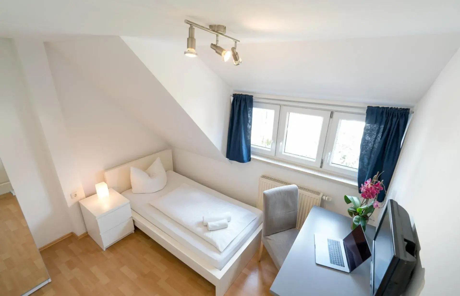 Single Room in guenstigschlafen24 – die günstige Alternative zum Hotel Single Room in guenstigschlafen24 – die günstige Alternative zum Hotel