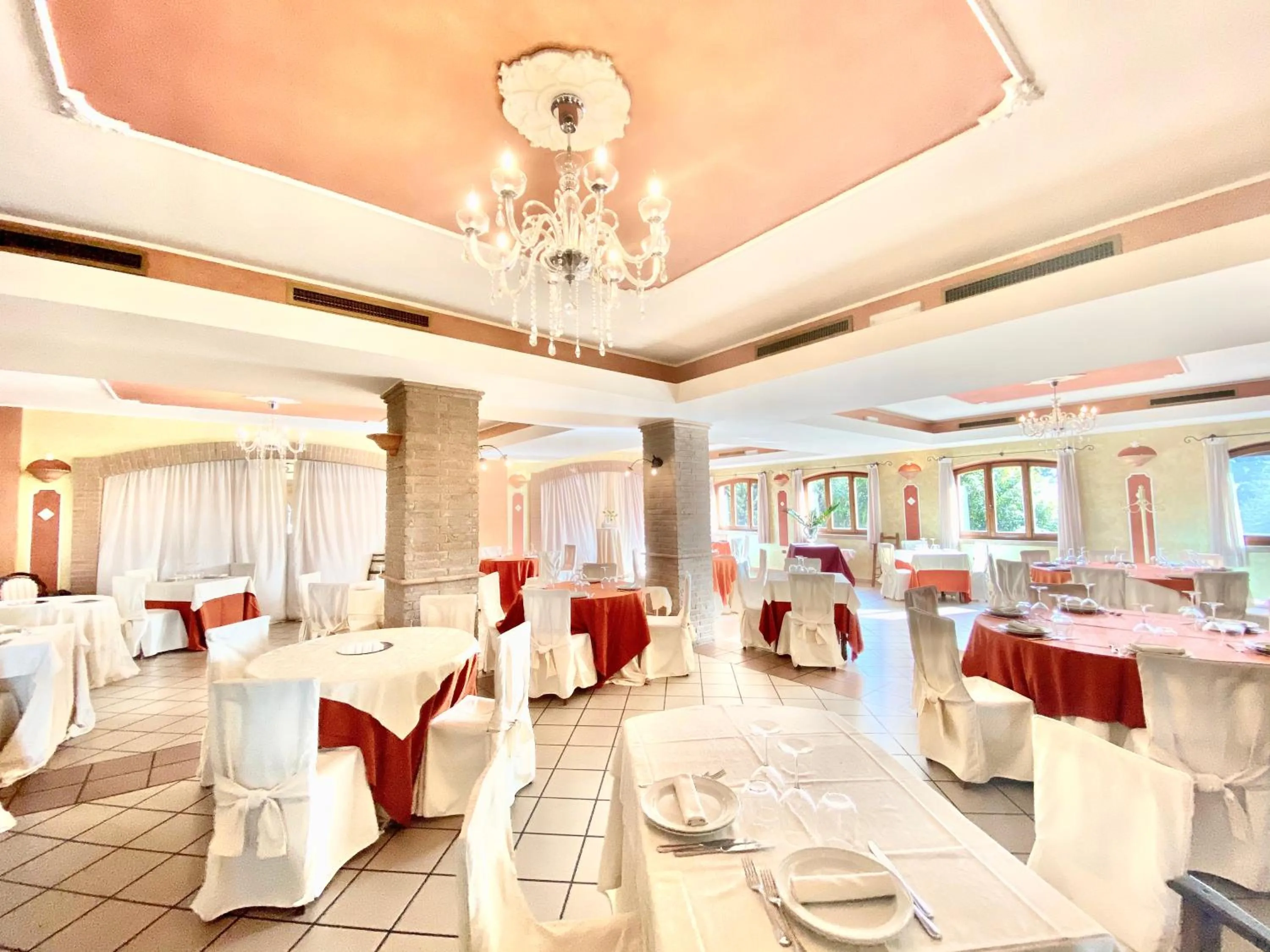Restaurant/places to eat in Hotel I Ginepri