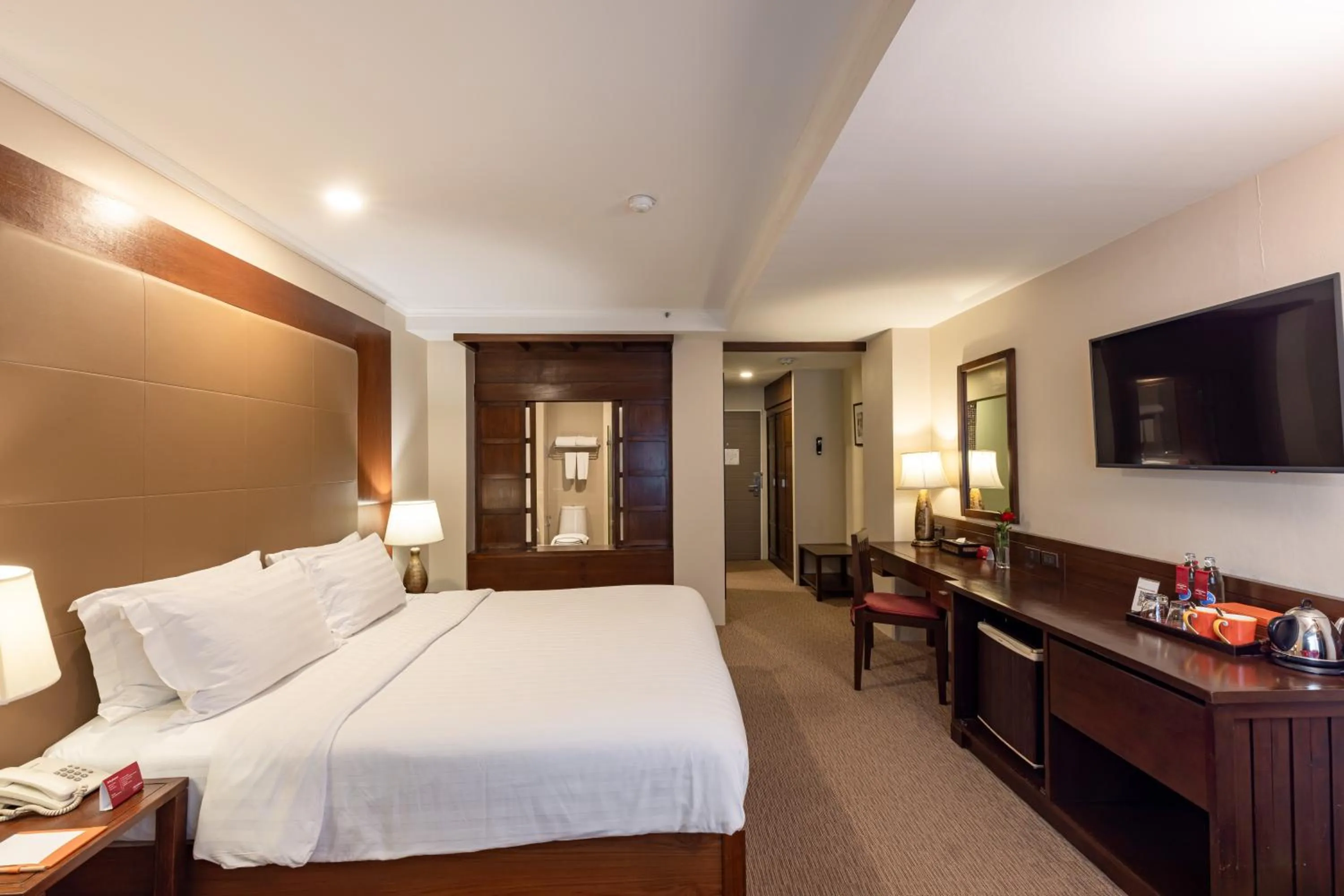 Bed in Movenpick Suriwongse Hotel Chiang Mai