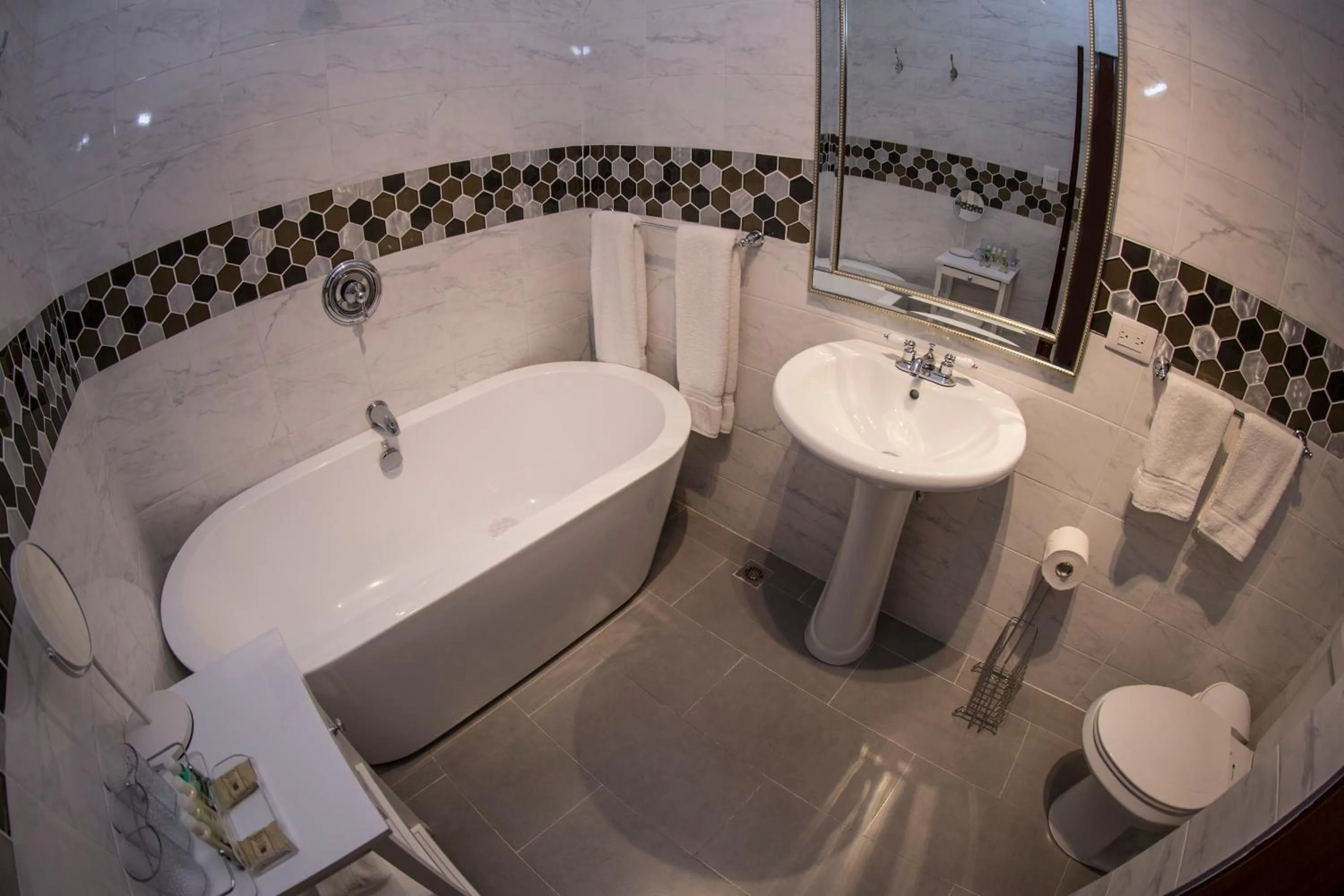 Bathroom in Colonial 154 H Boutique