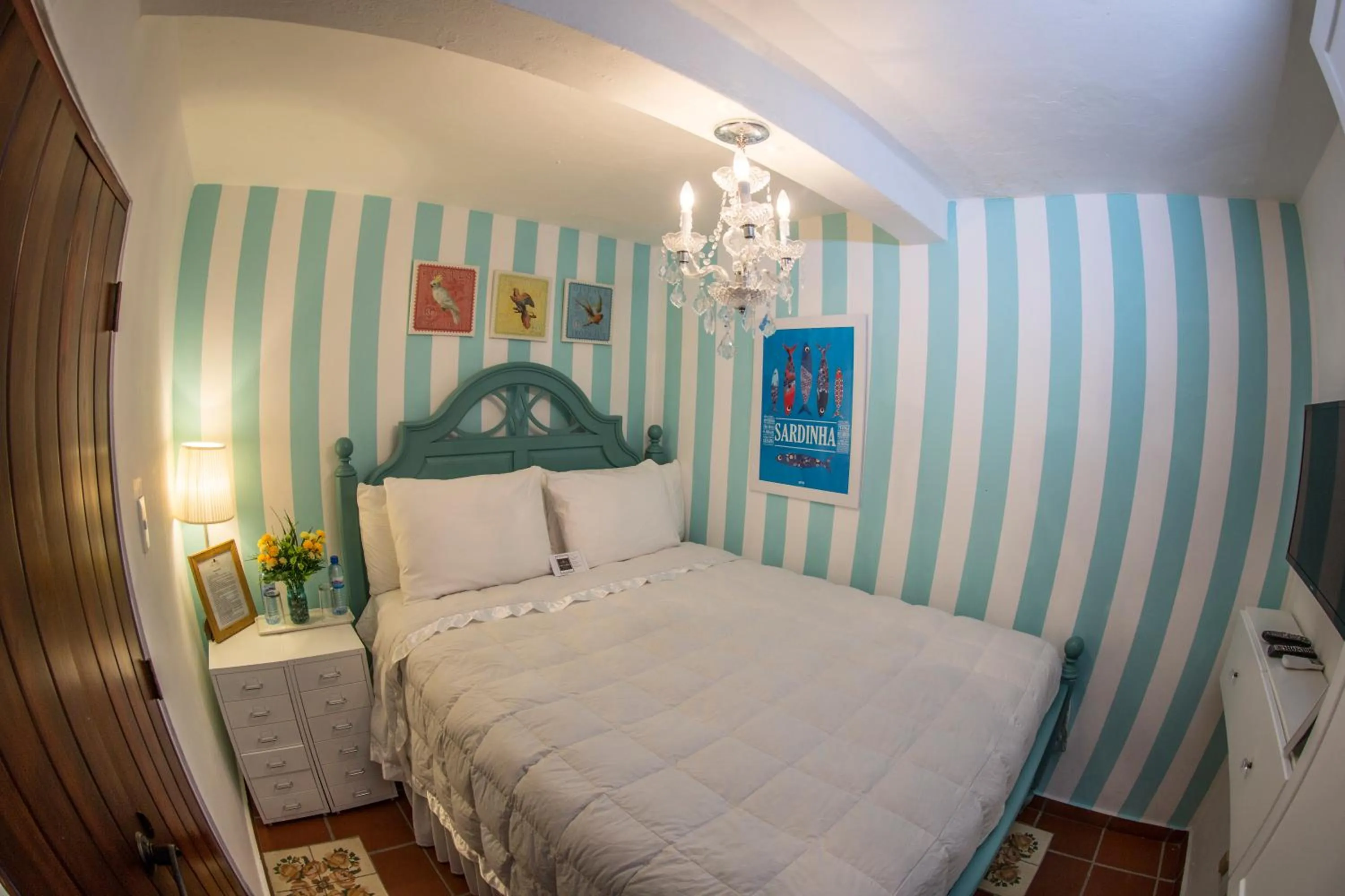 Small Double Room in Colonial 154 H Boutique