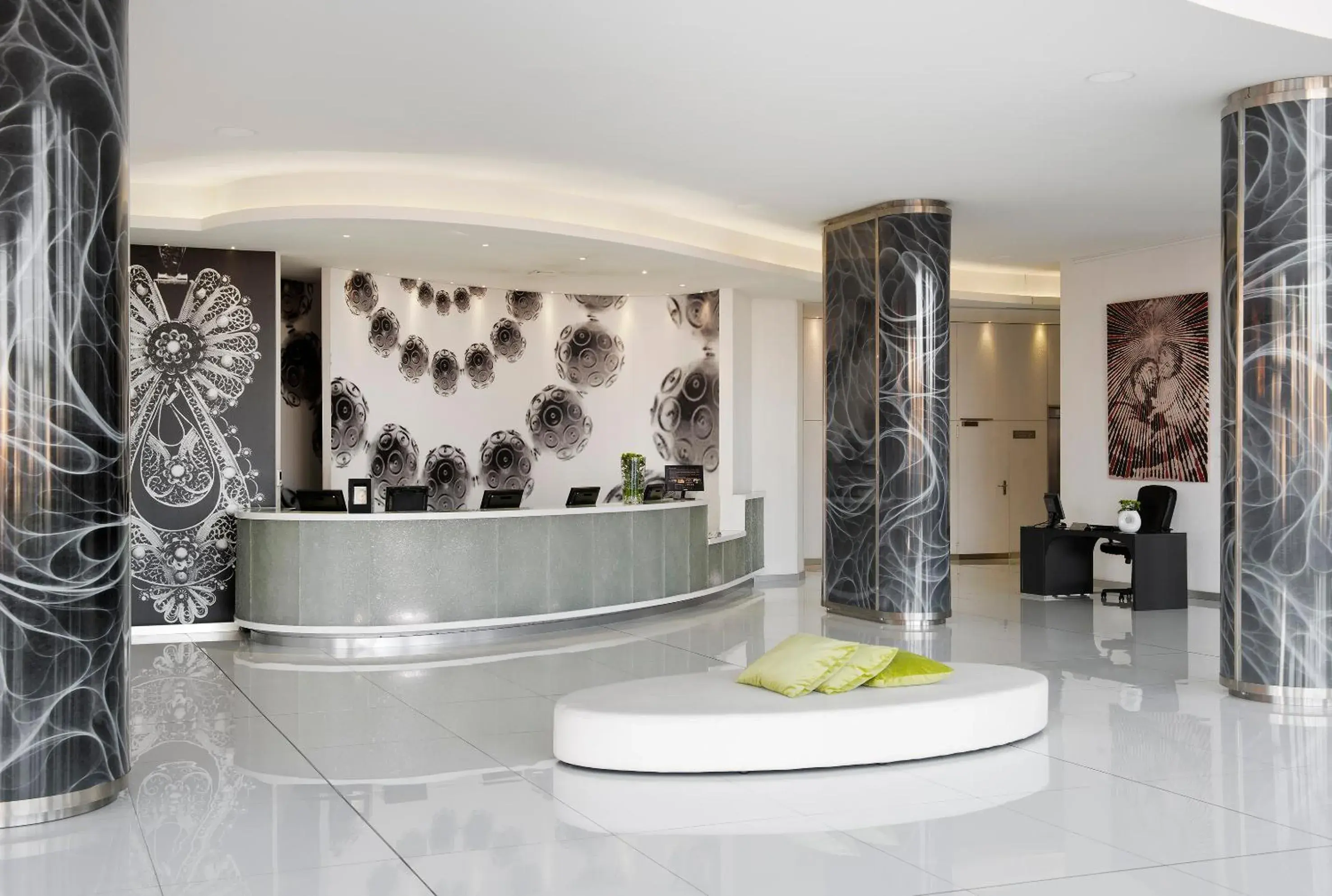 Lobby or reception in Melia Braga Hotel & Spa Lobby or reception in Melia Braga Hotel & Spa