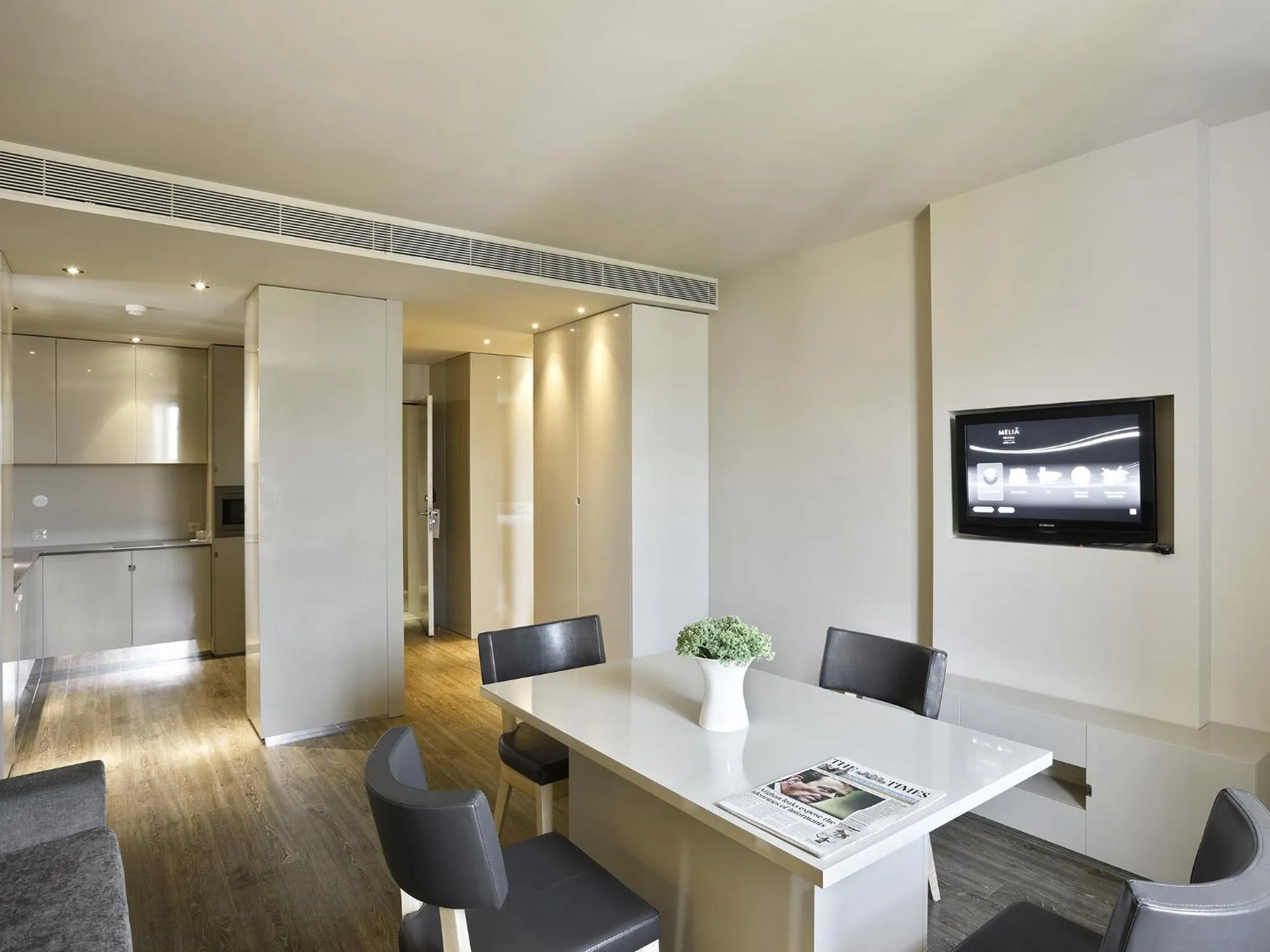 Kitchen or kitchenette in Melia Braga Hotel & Spa