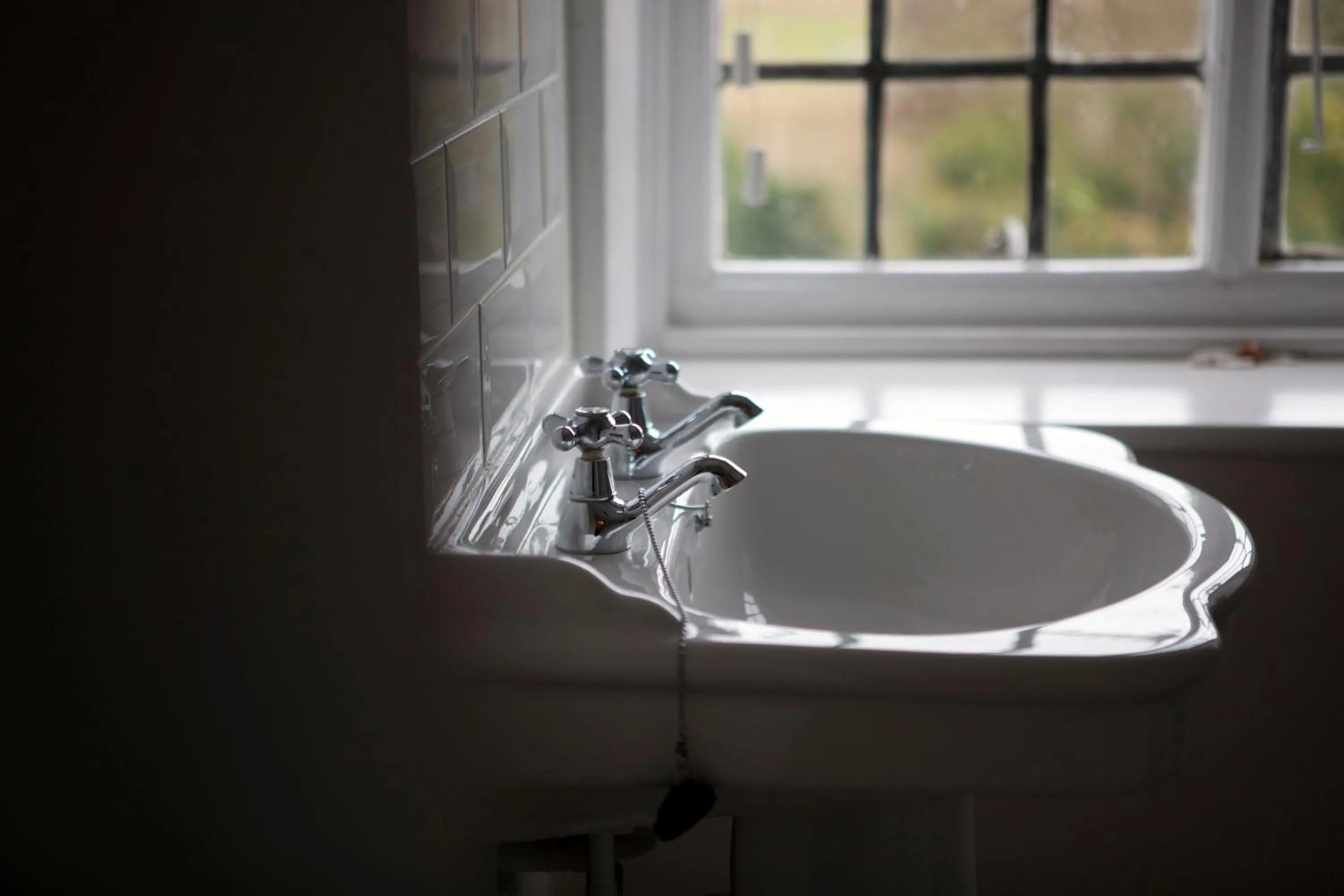 Bathroom in The Ship At Dunwich