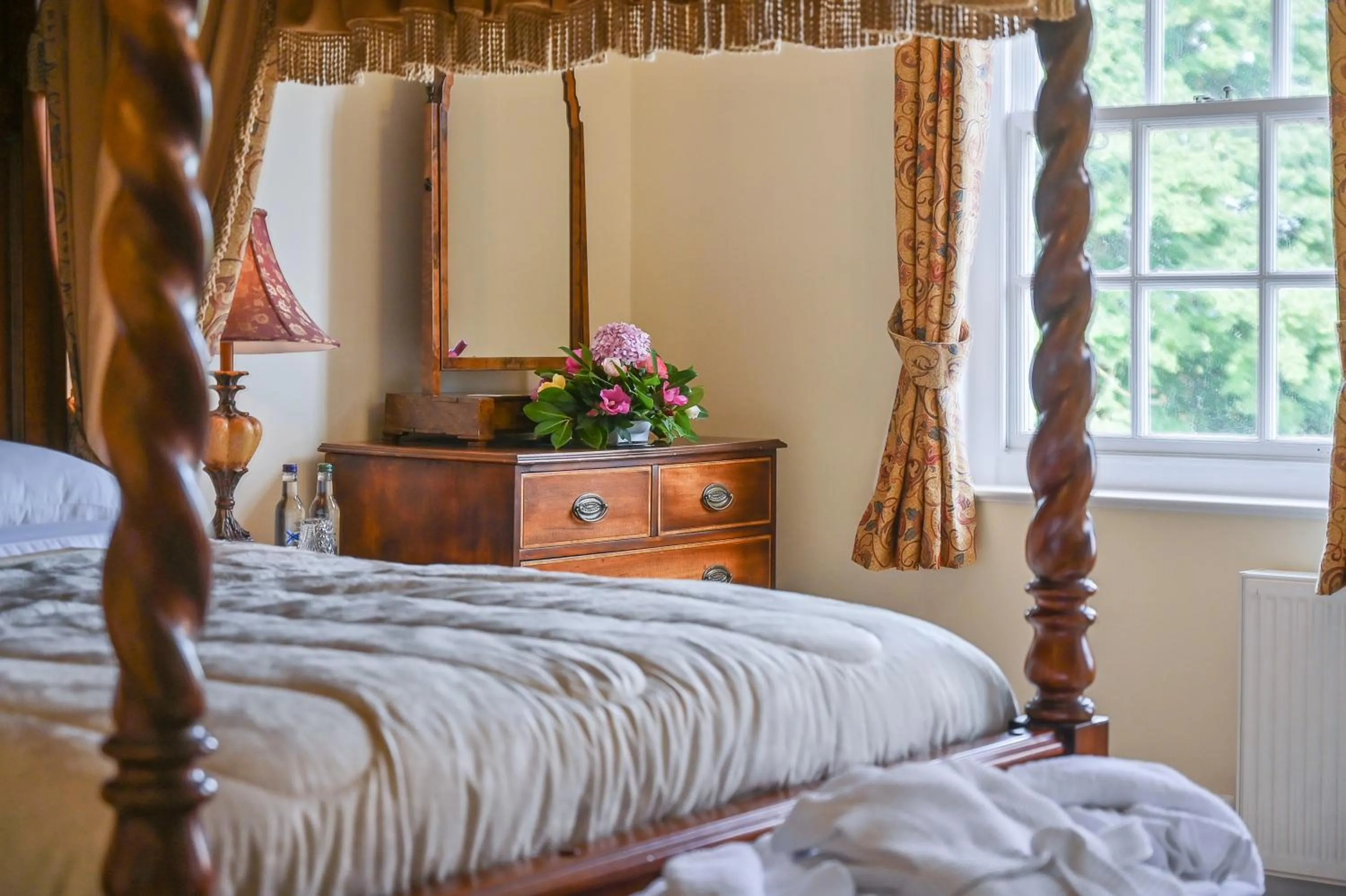 Bed in Saltcote Place