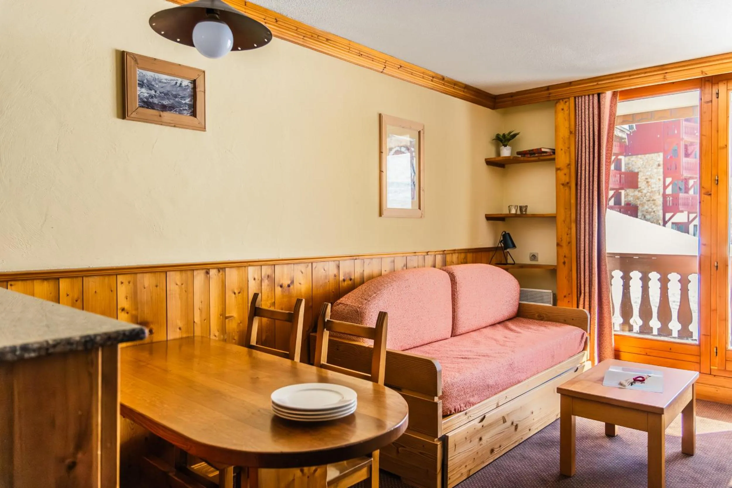 Le Cheval Blanc - Village Montana