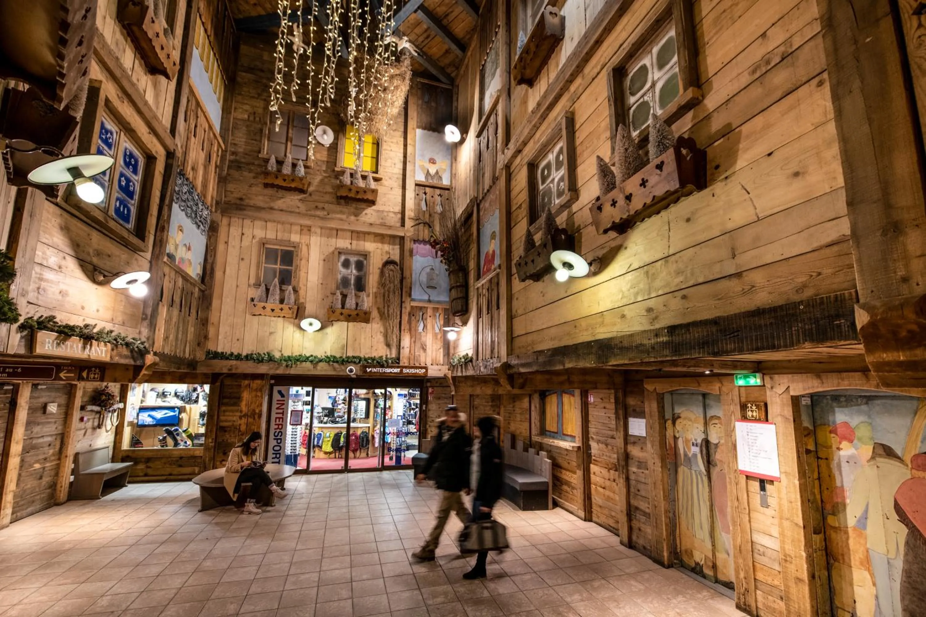 Restaurant/places to eat in Le Cheval Blanc - Village Montana