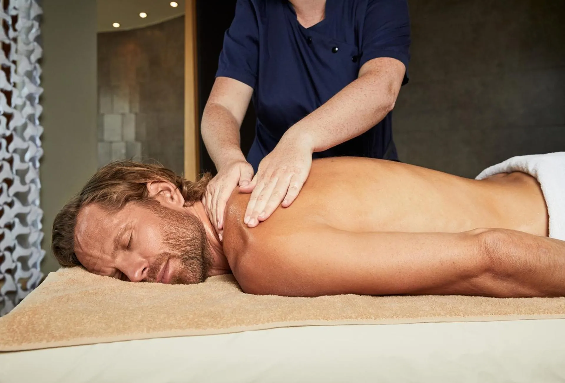 Massage in Luxury All Inclusive Resort Schwarzbrunn 4 Sterne Superior