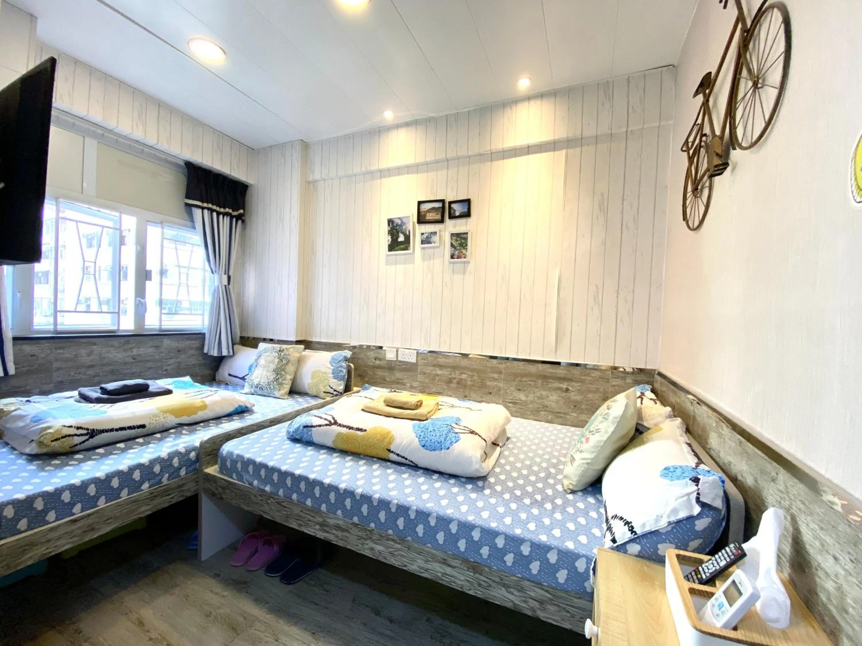 Bed in Hong Kong Hostel (Tsim Sha Tsui Mansion)