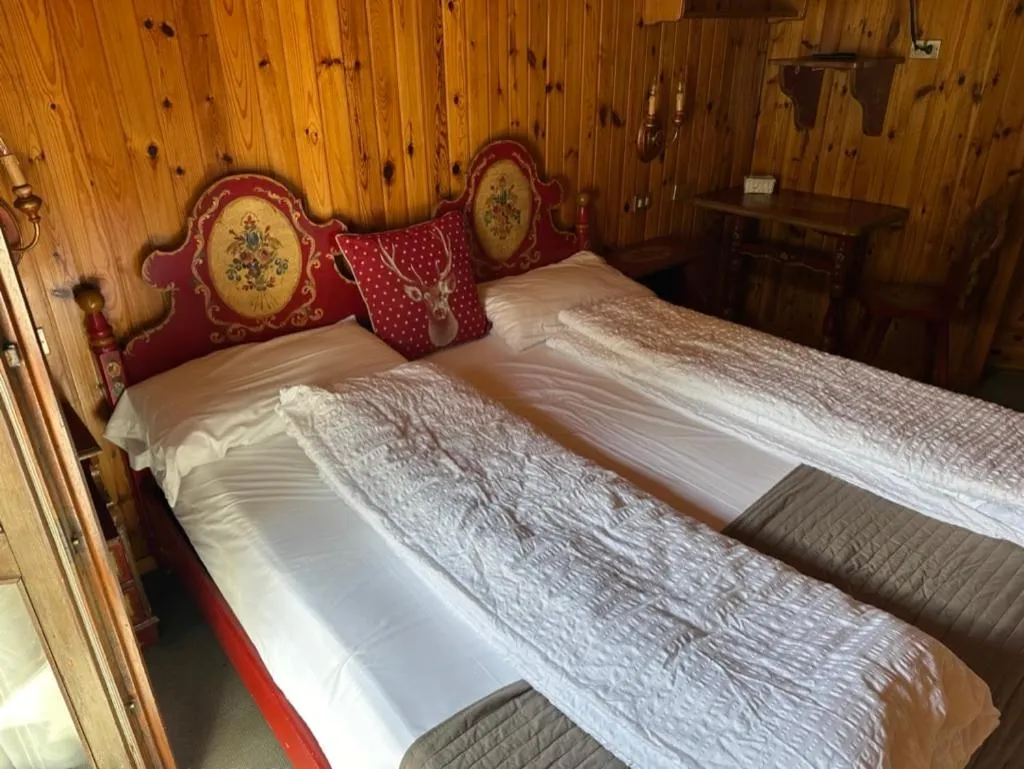 Bed in Hotel Garni St. Hubertus