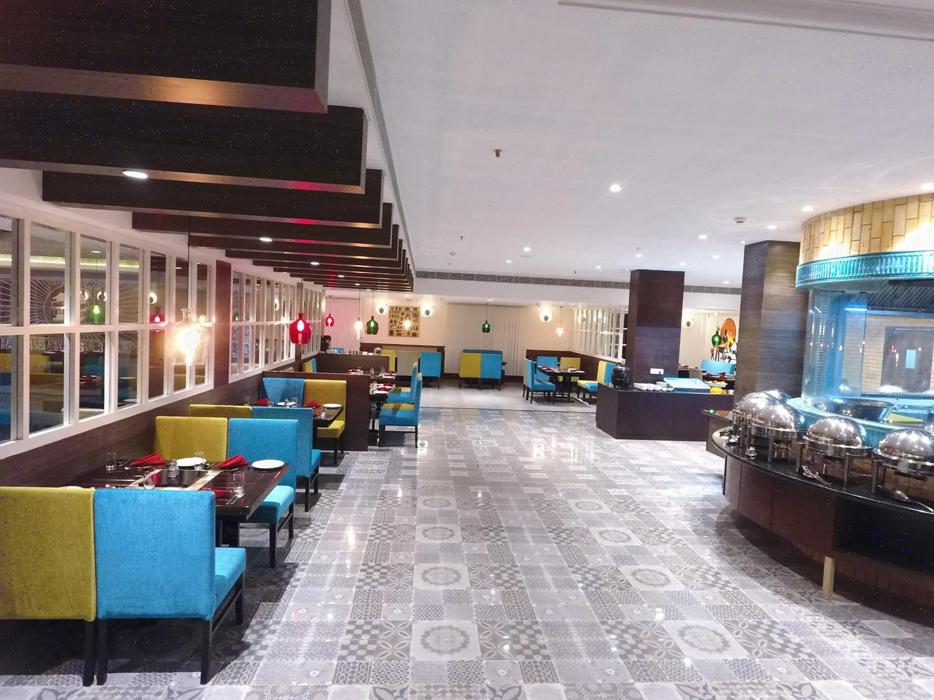 Restaurant/places to eat in M Inn