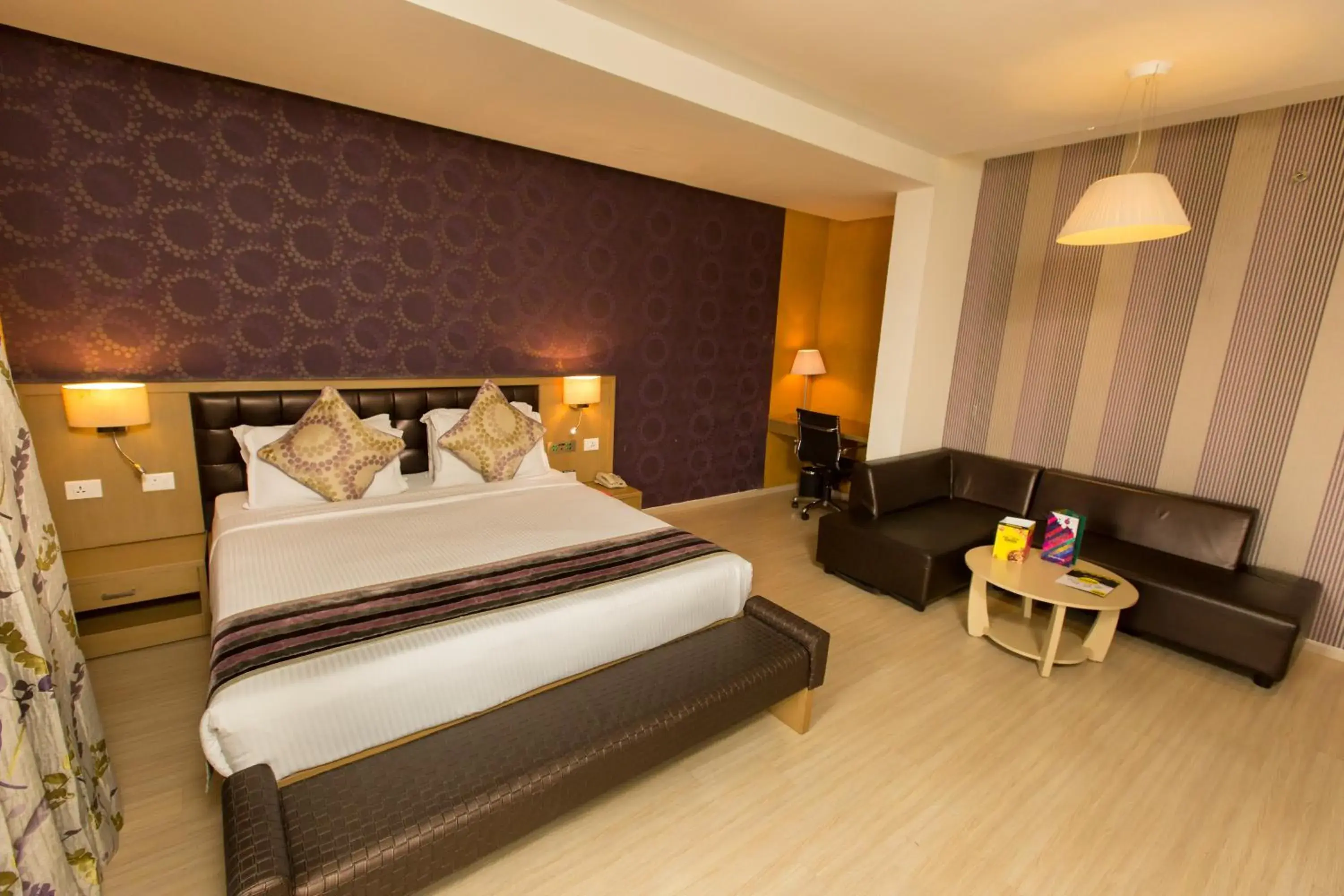 Bed in Hash Six Hotels Bed in Hash Six Hotels