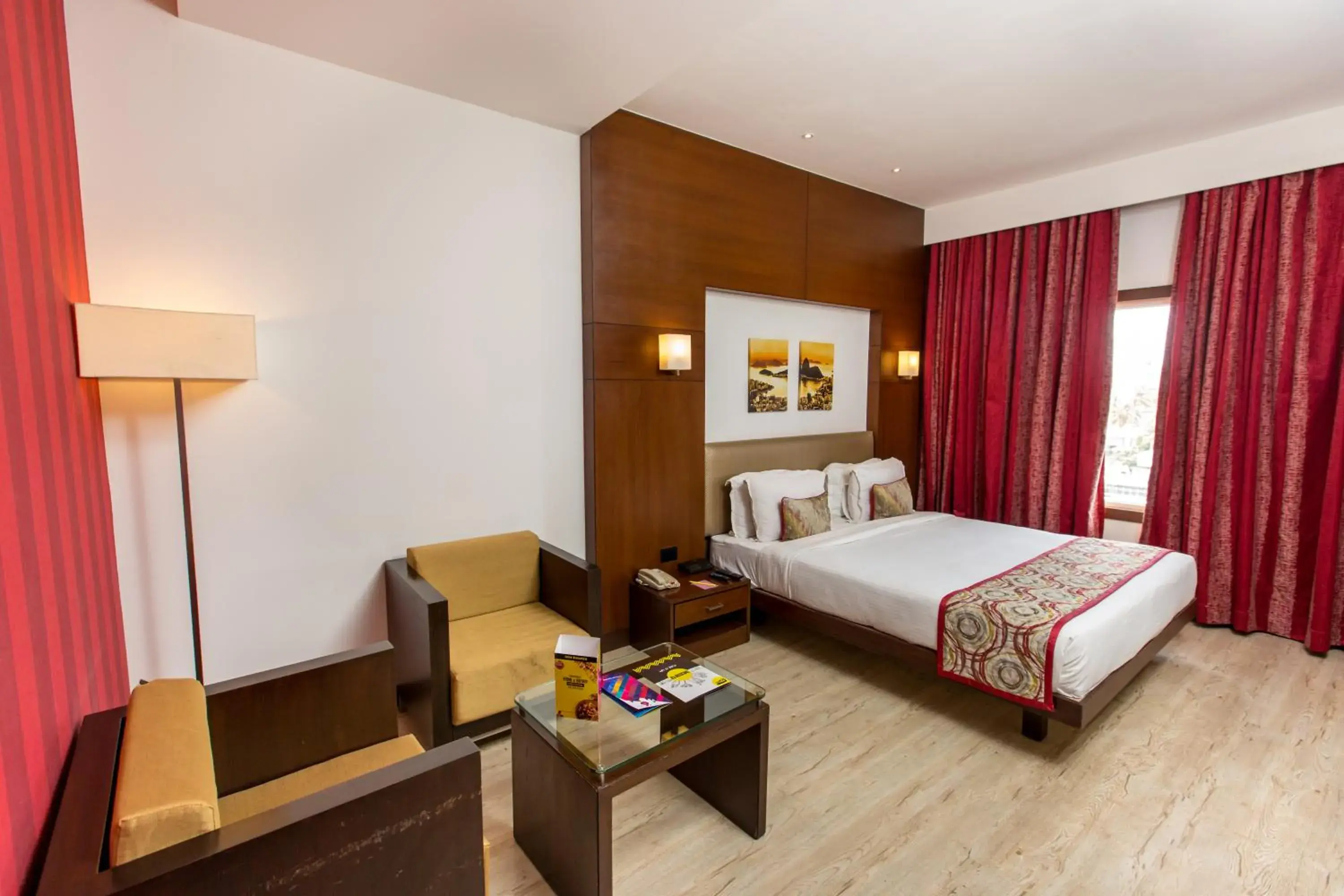 Bed in Hash Six Hotels Bed in Hash Six Hotels