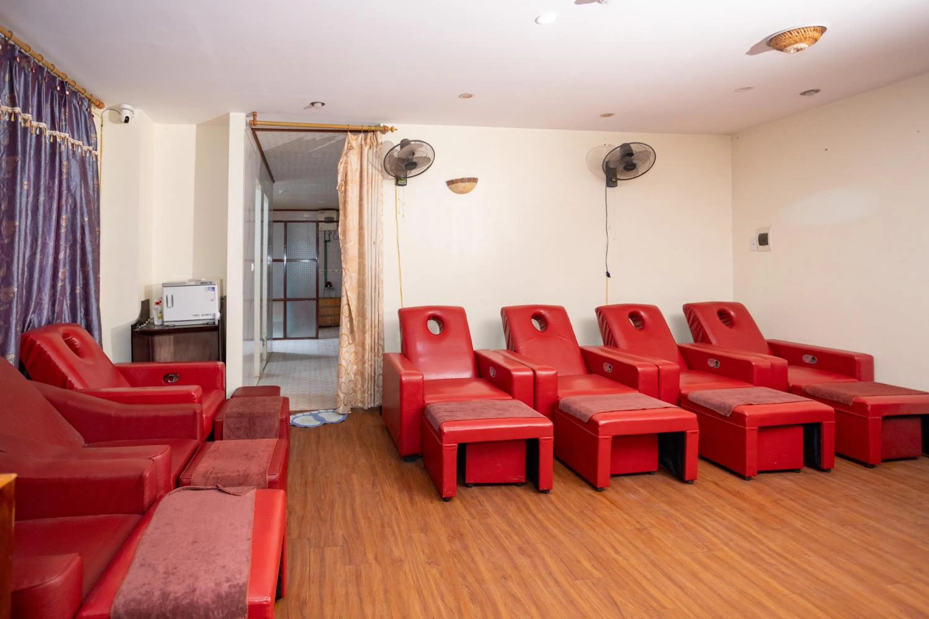 Sao Mai Bac Ha Hotel