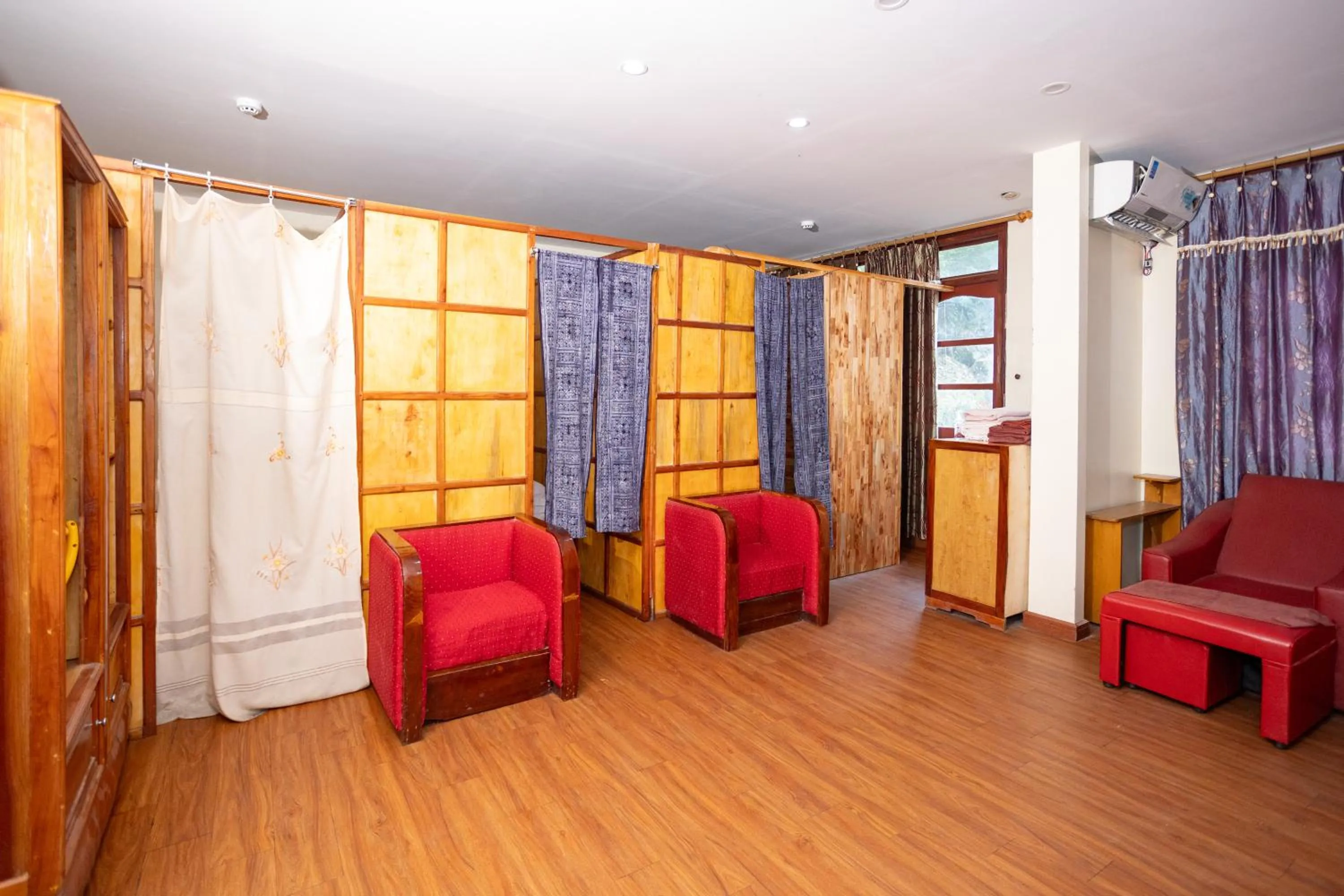 Sao Mai Bac Ha Hotel