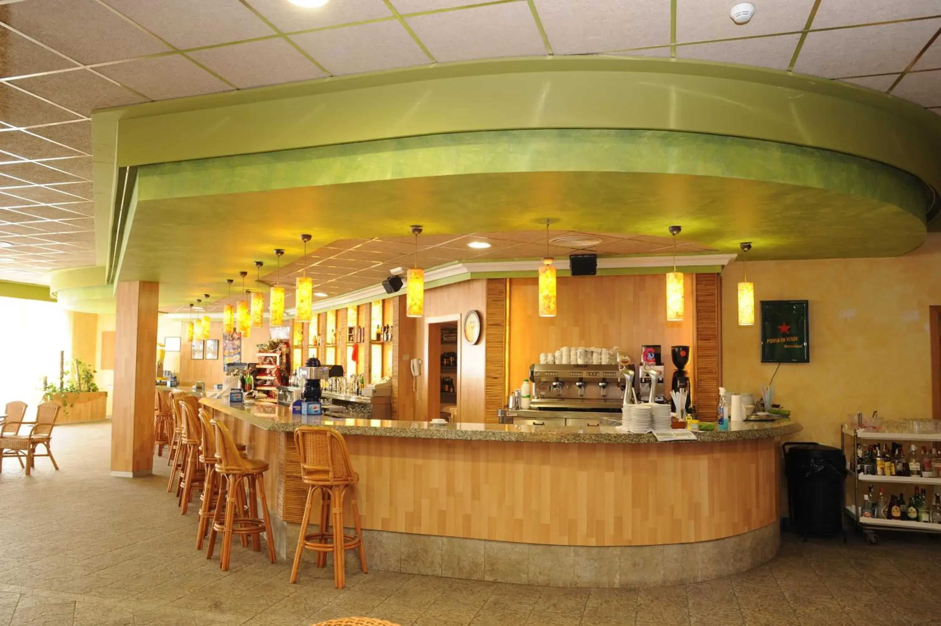 Lounge or bar in Hotel La Rápita Lounge or bar in Hotel La Rápita