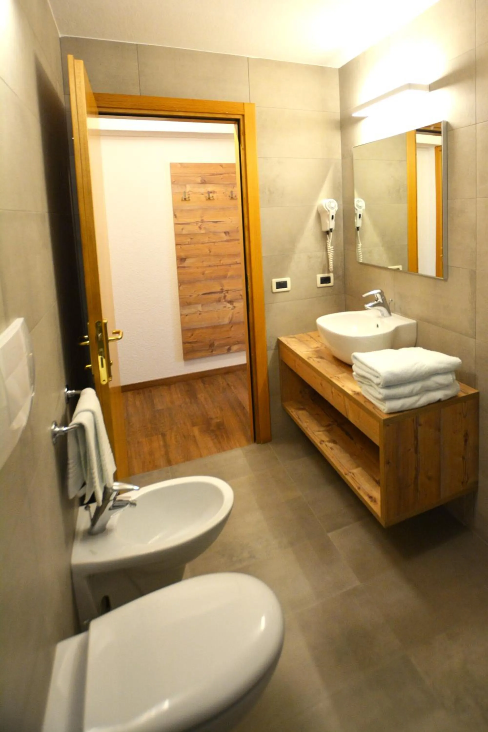 Toilet in Hotel Nès Crépes