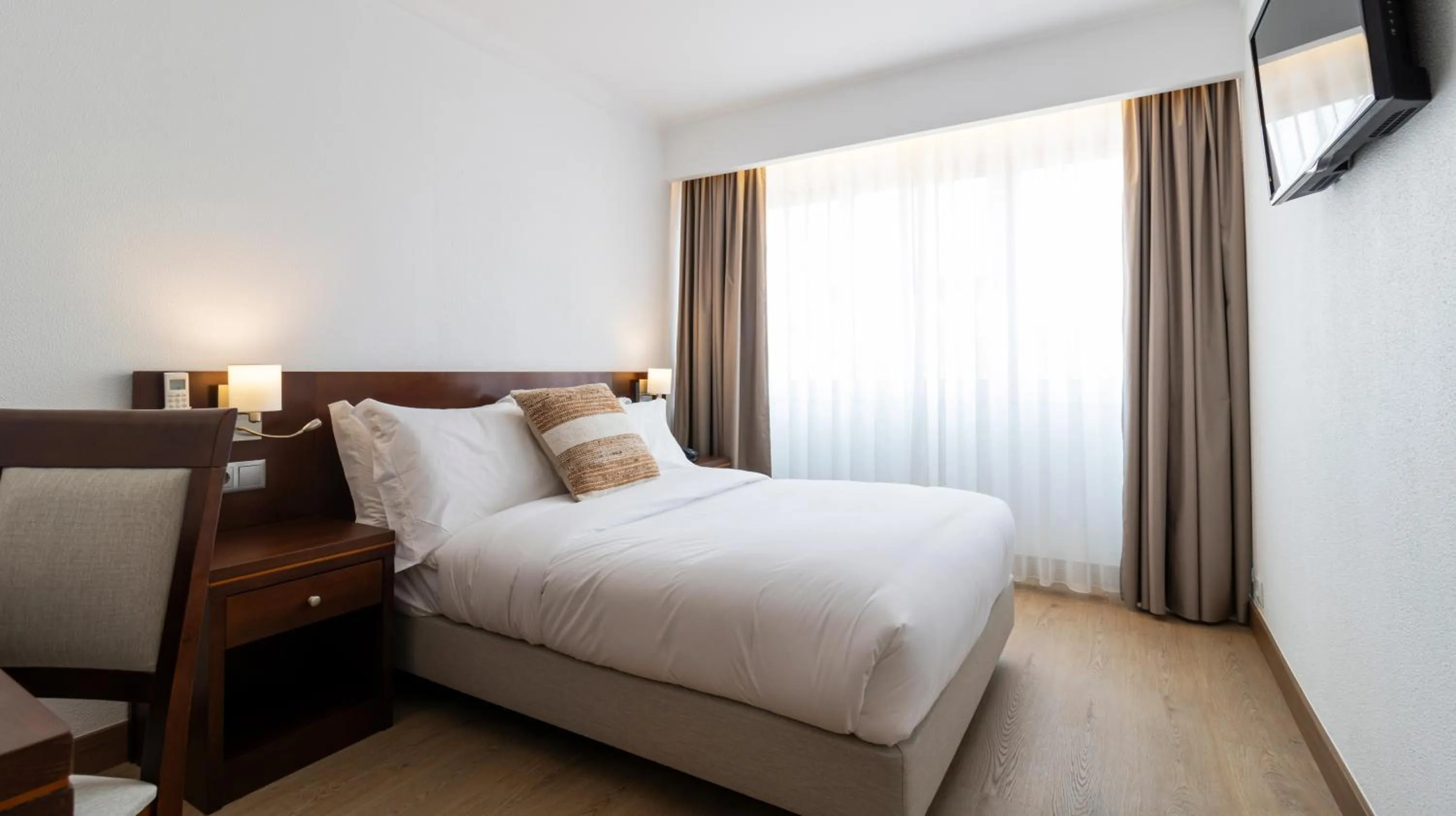 Bed in Albergaria Quim Barreiros