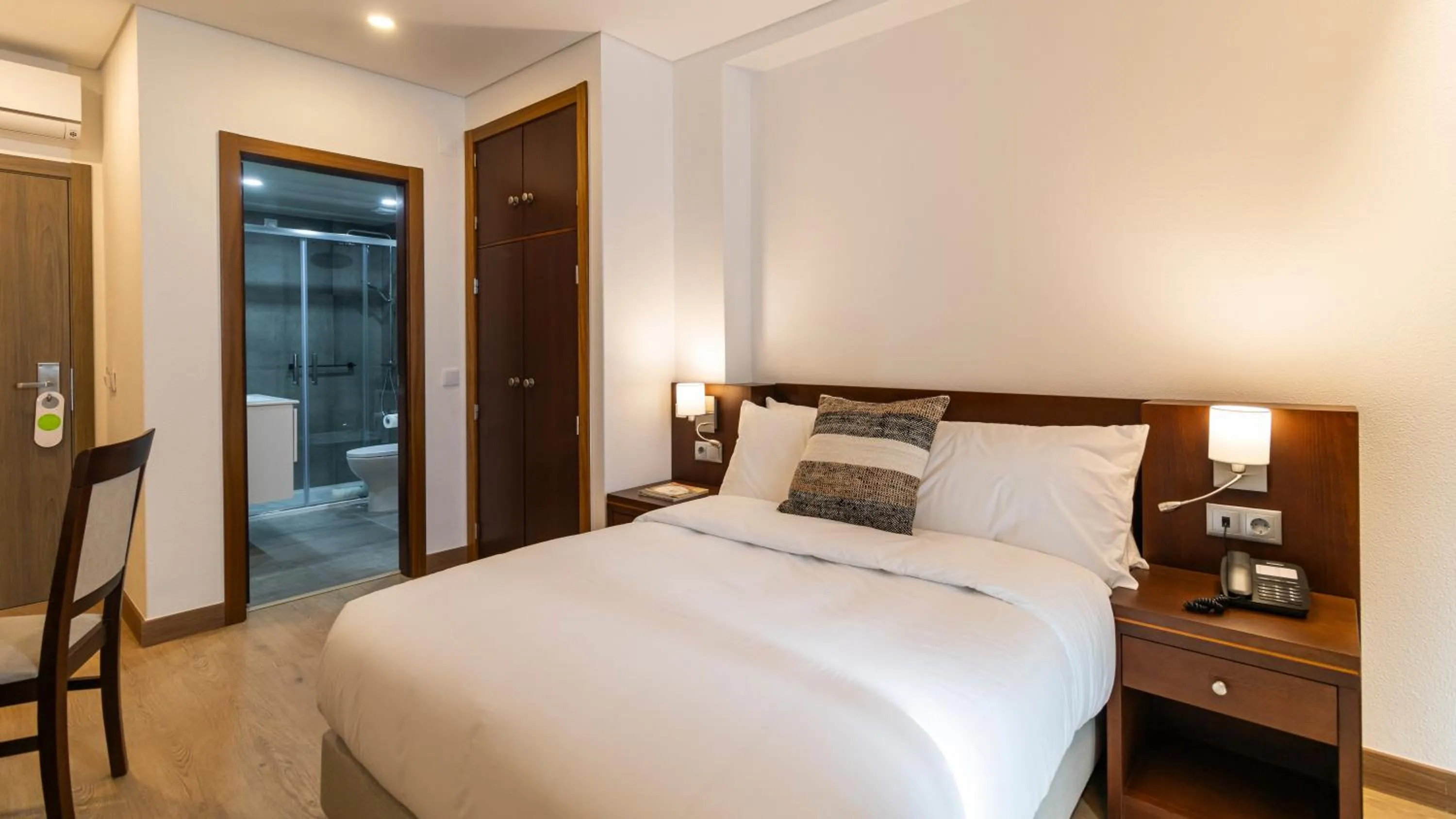 Bed in Albergaria Quim Barreiros