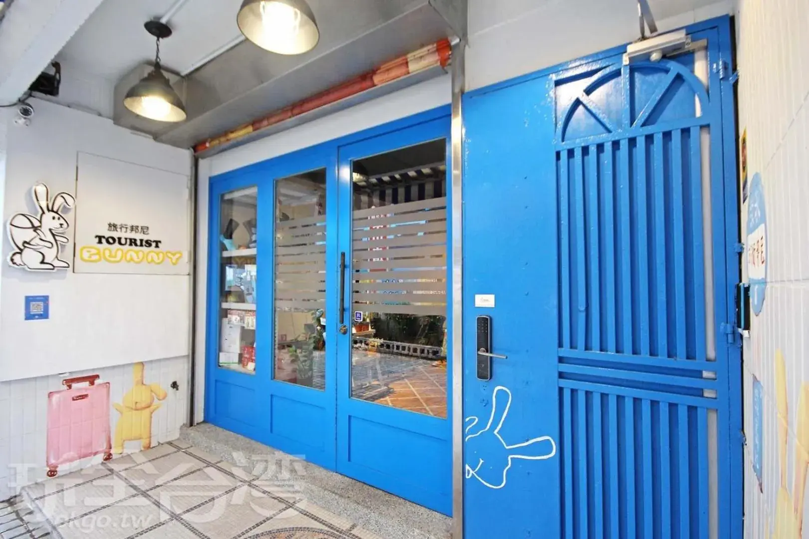 Property building in Tourist Bunny Hostel Property building in Tourist Bunny Hostel