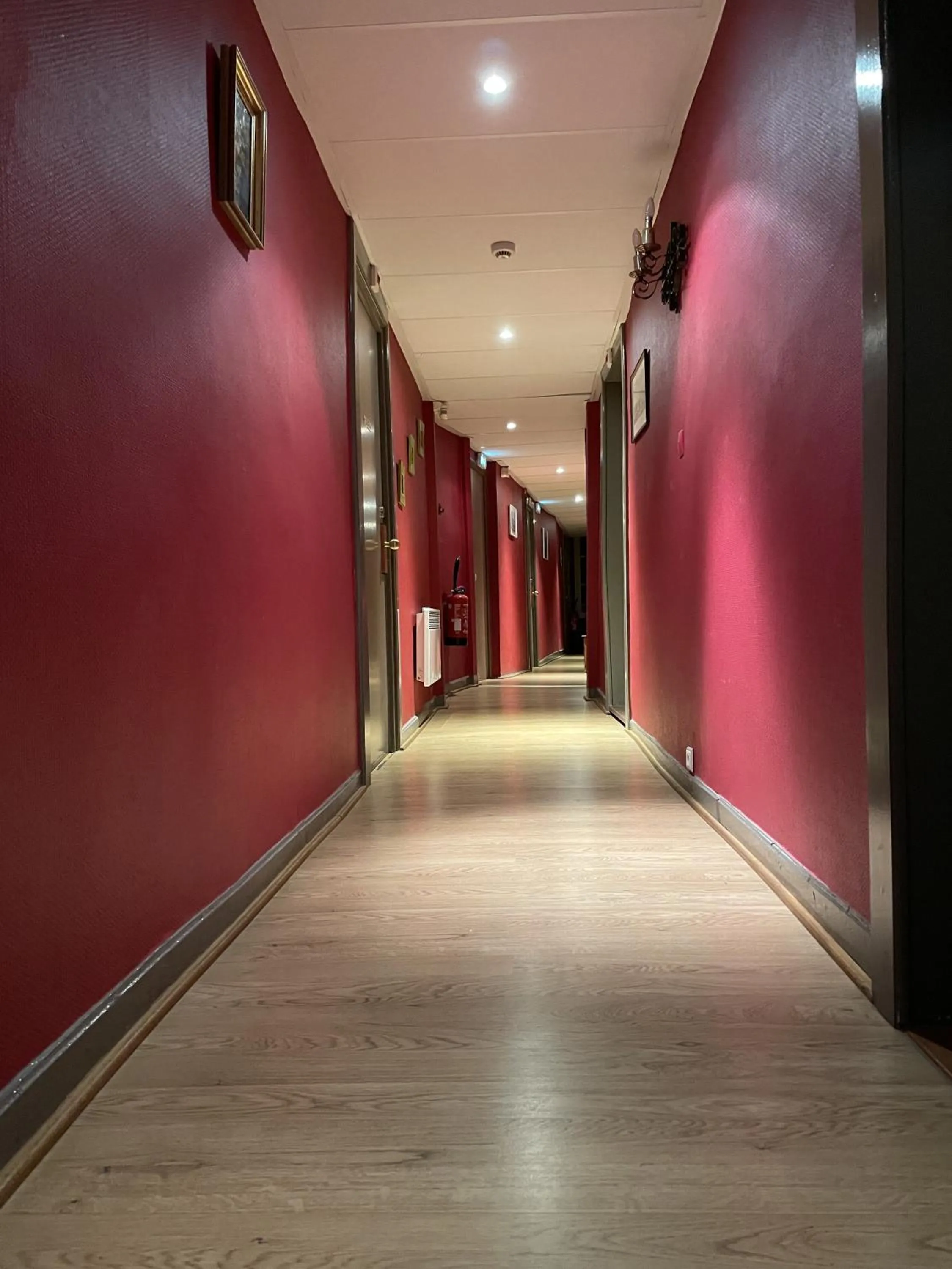 Property building in Logis Hôtel Teyssier