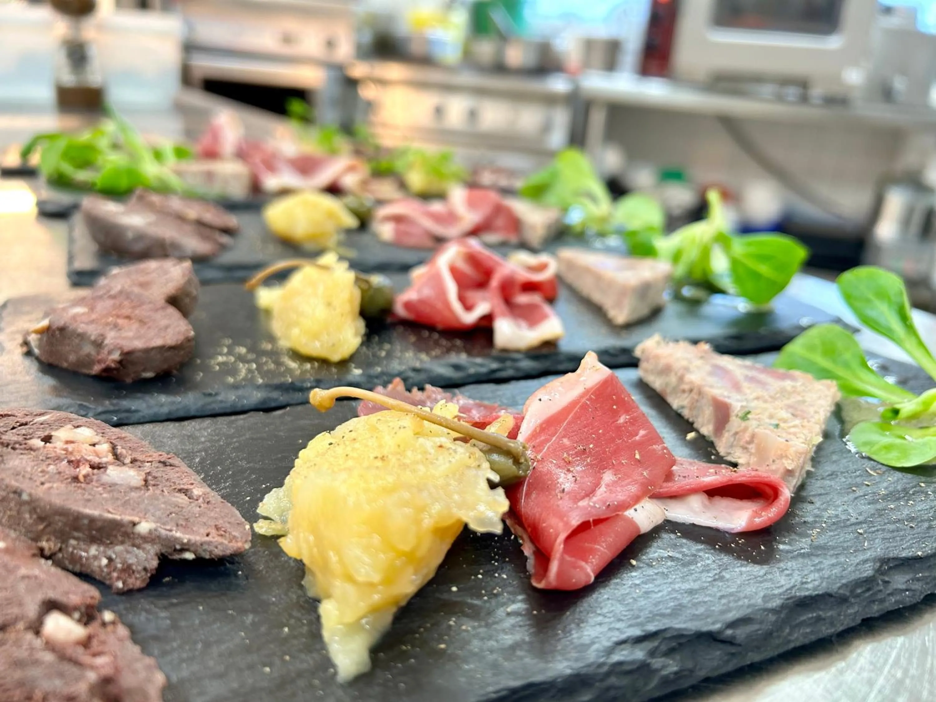 Food in Logis Hôtel Teyssier