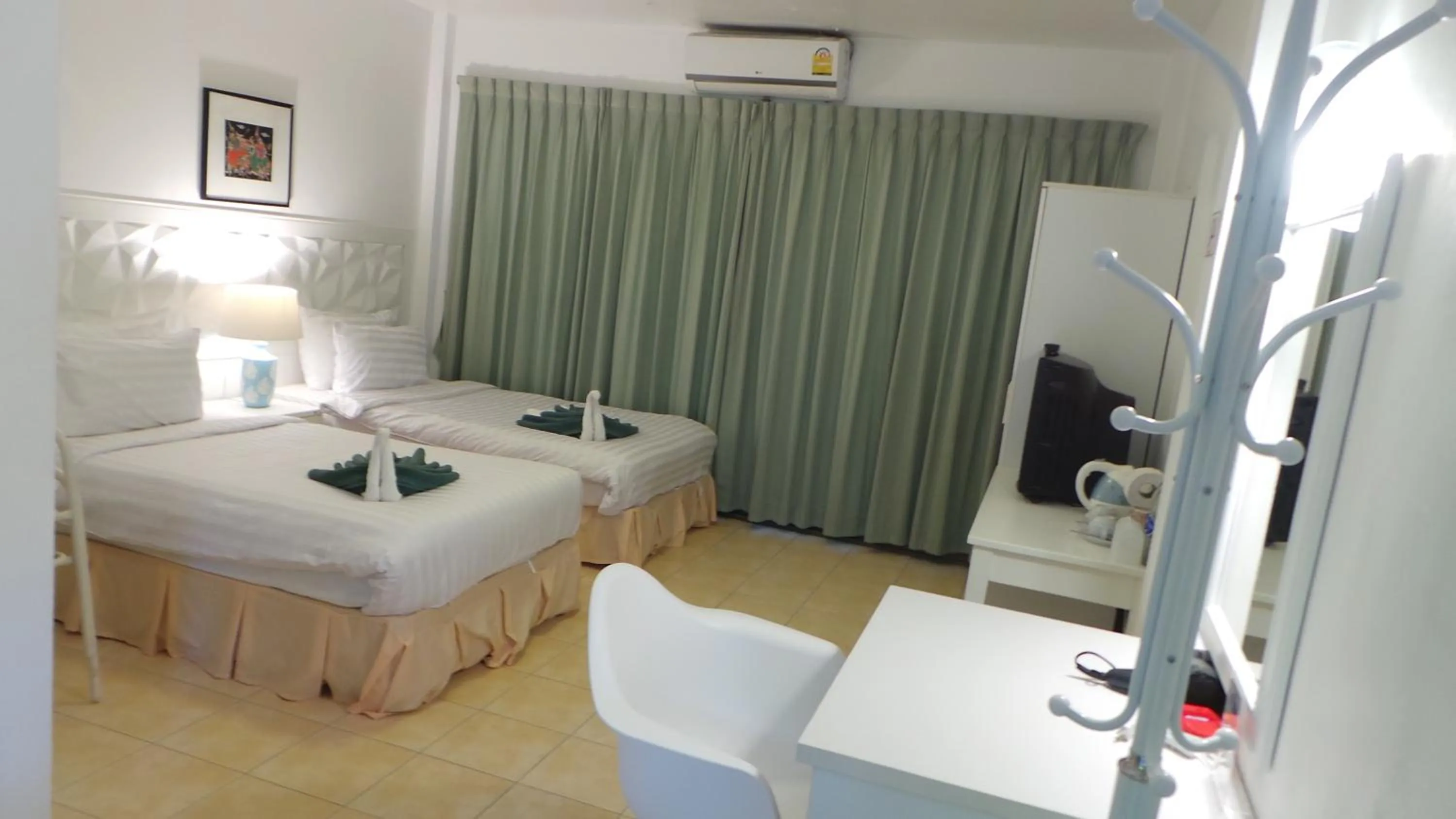 Bedroom, Bed in On The Hill Karon Resort