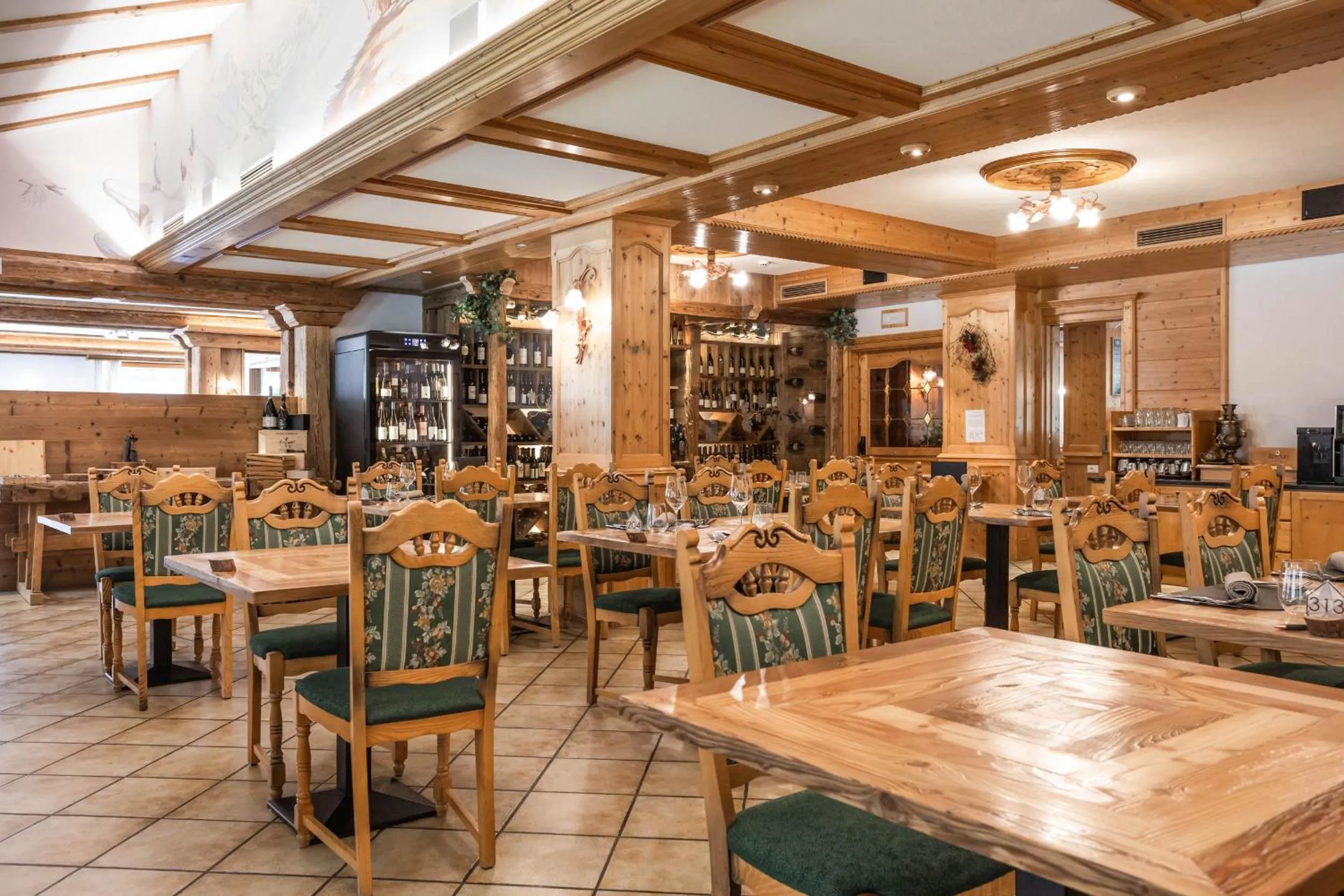 Restaurant/places to eat in Wellness Hotel Dolomia