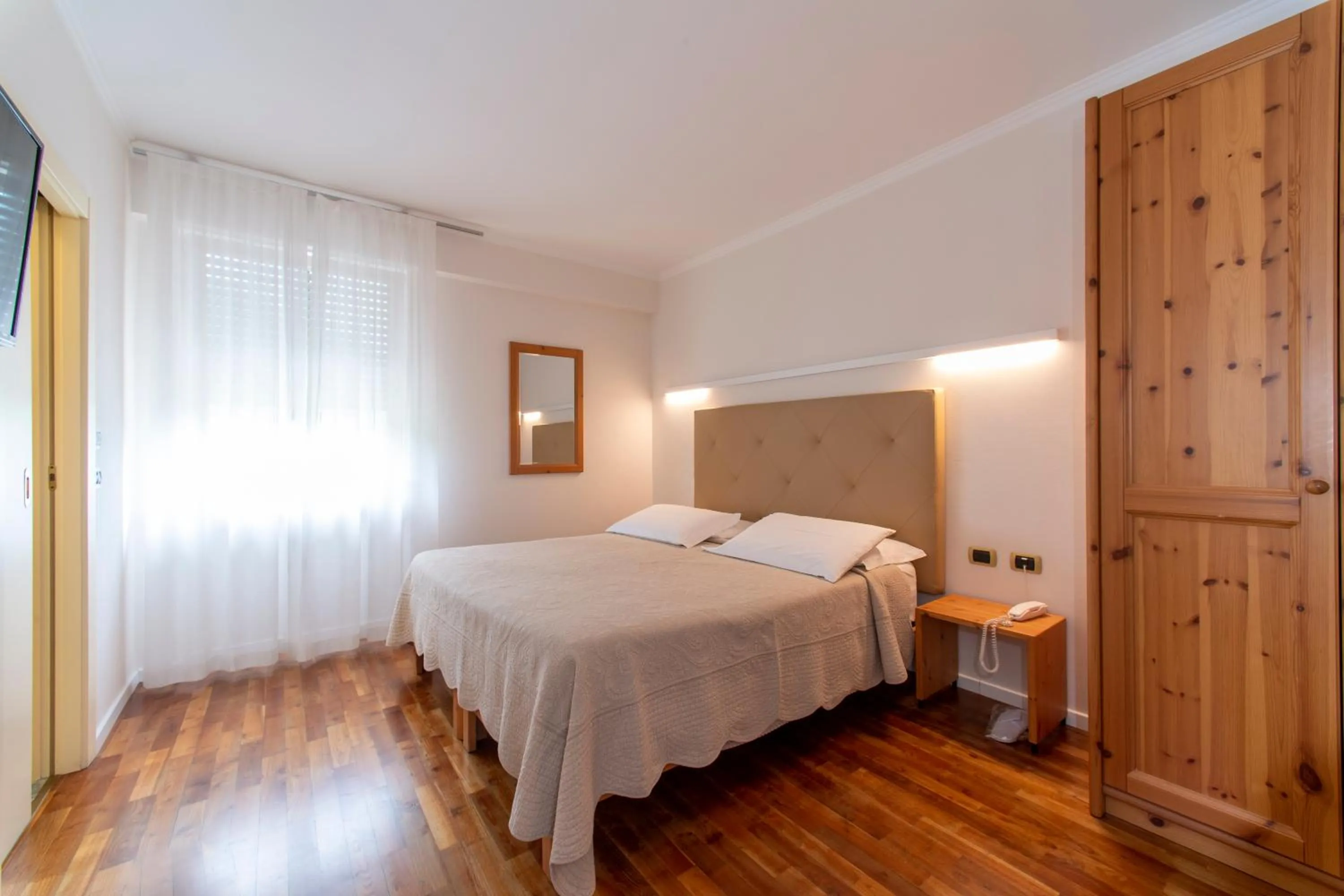 Bedroom, Bed in Hotel Lilla'