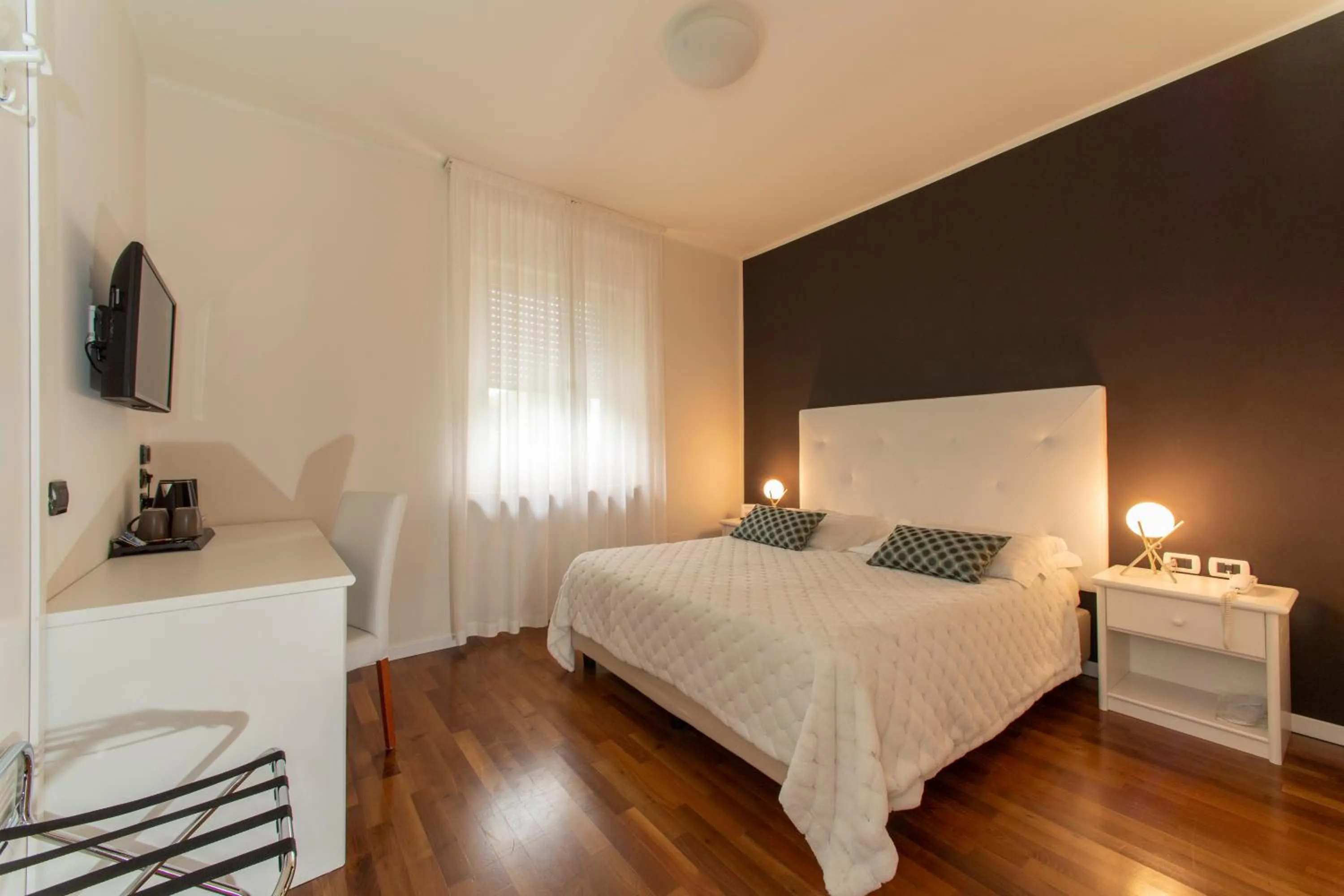 Photo of the whole room, Bed in Hotel Lilla'