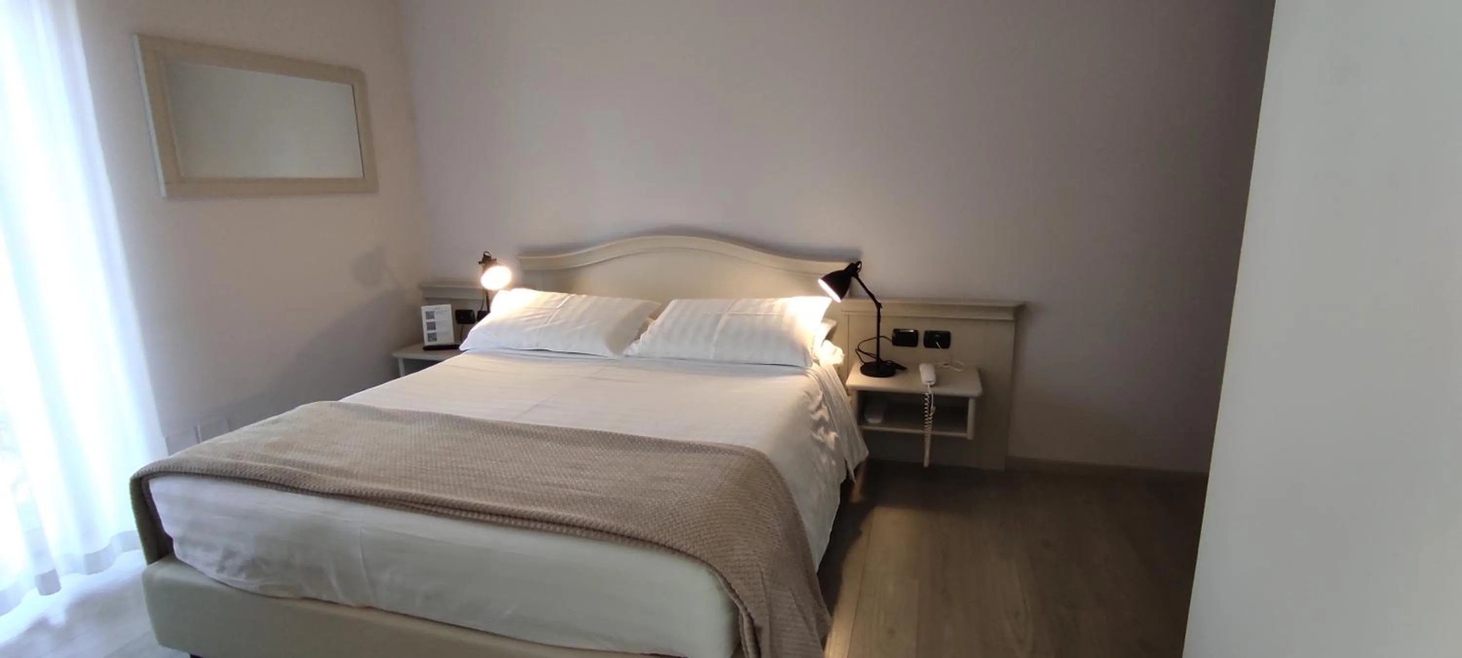 Bedroom, Bed in Hotel Lilla'