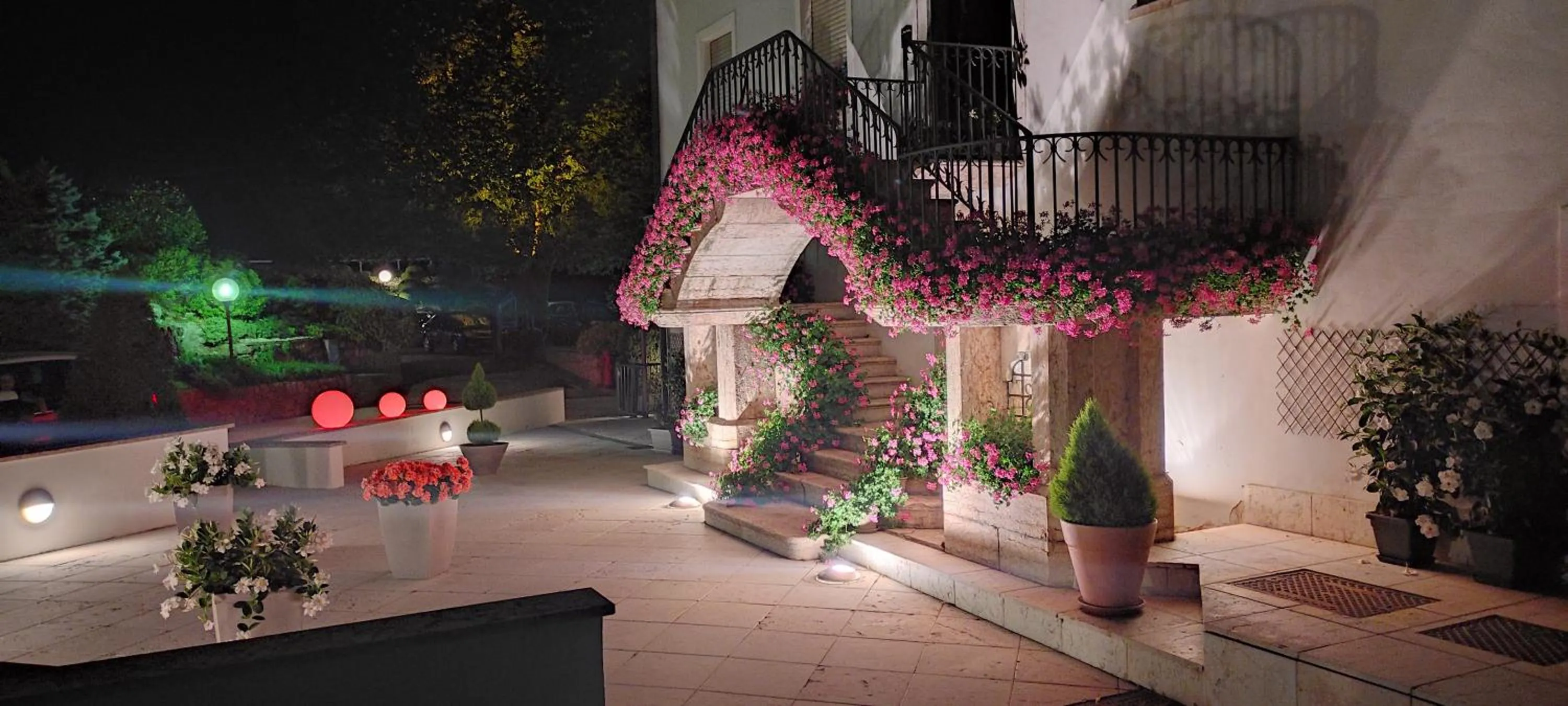 Property building in Hotel Lilla'