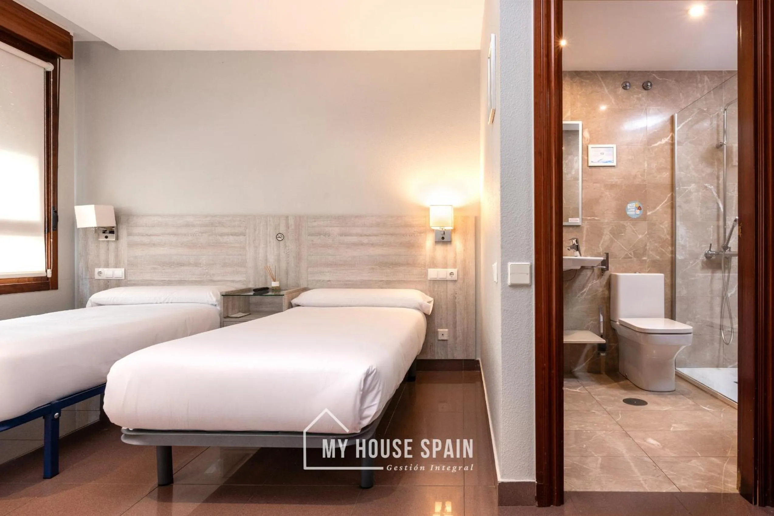 Bed in Hotel Playa Poniente