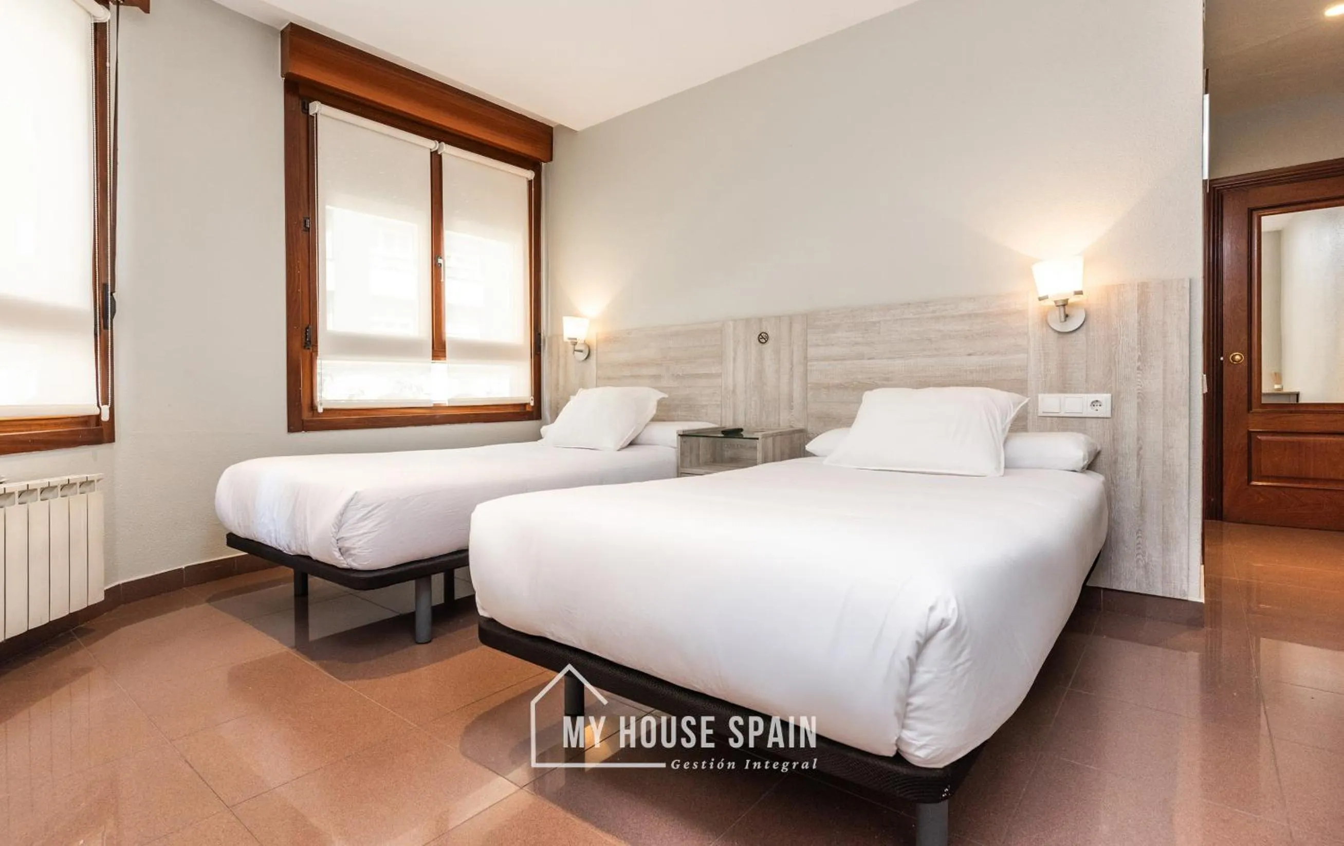 Photo of the whole room, Bed in Hotel Playa Poniente