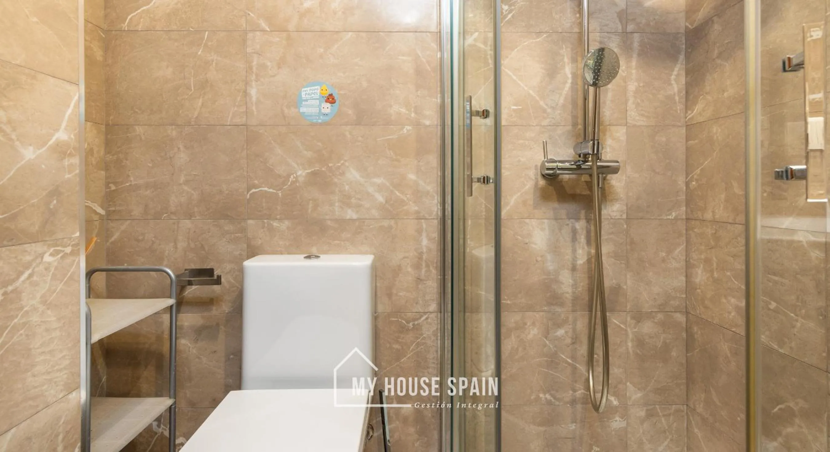 Bathroom in Hotel Playa Poniente