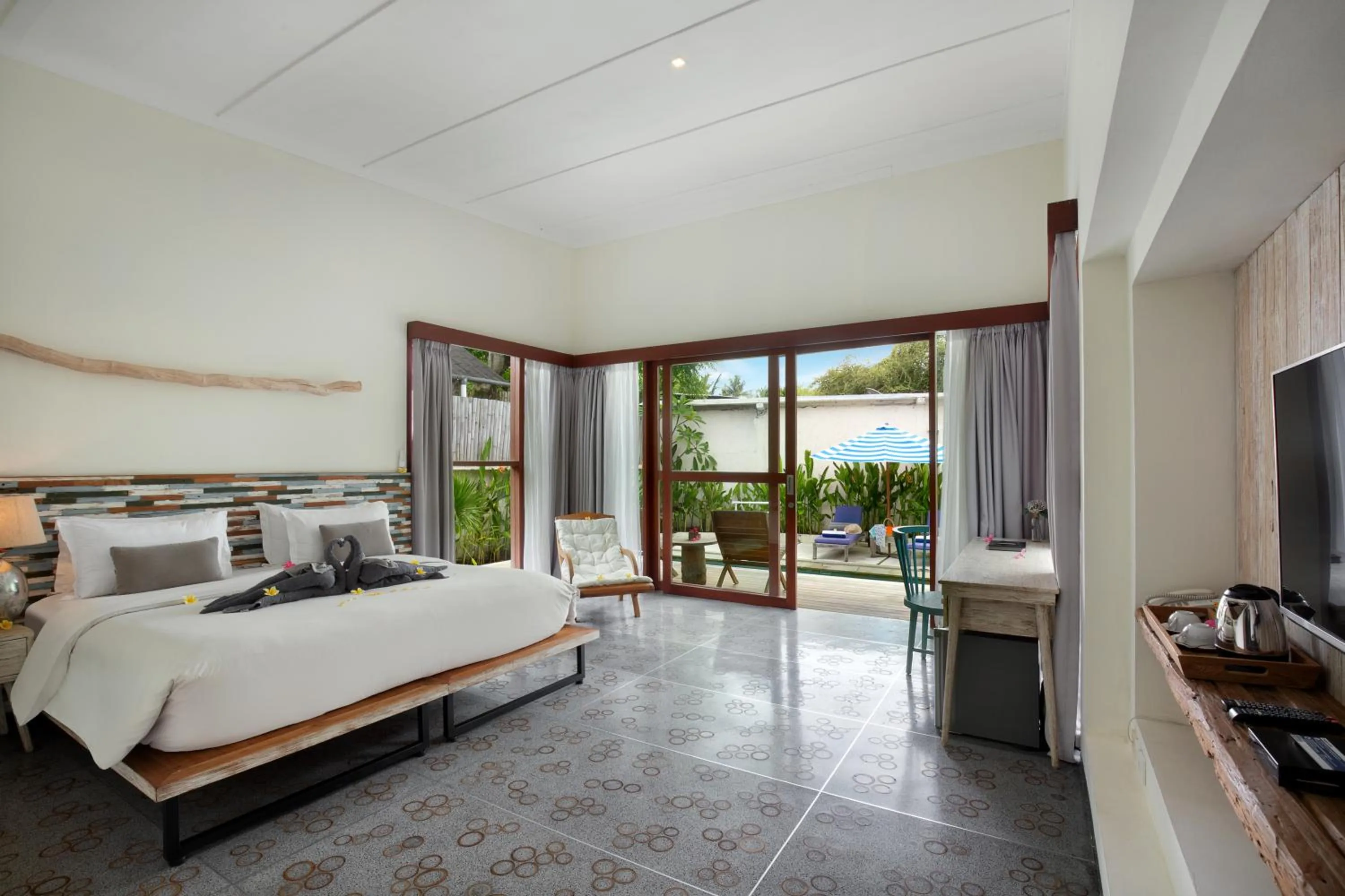 Photo of the whole room, Bed in Ponte Villas