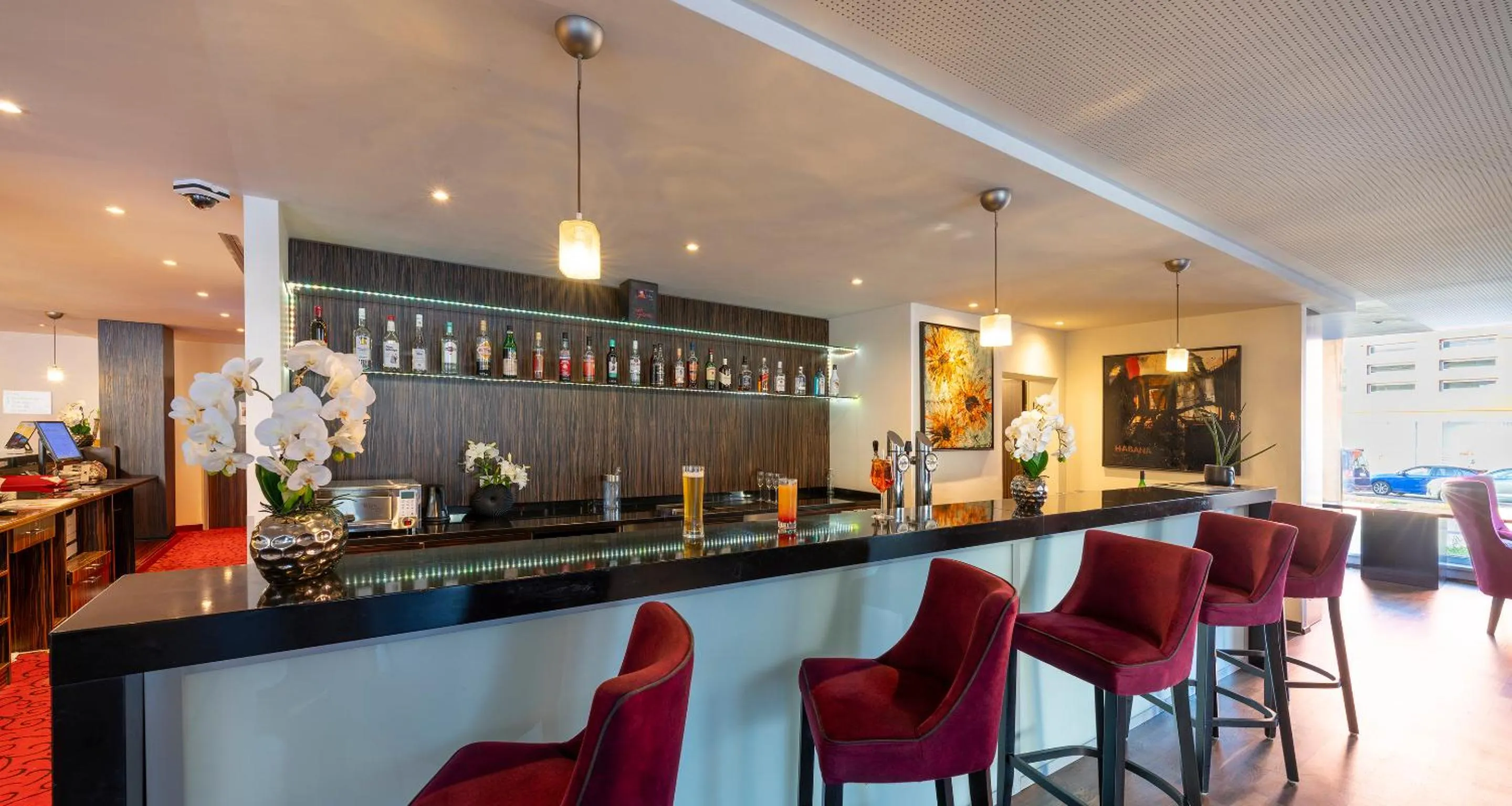 Lounge or bar in Best Western Plus Amedia Art Salzburg