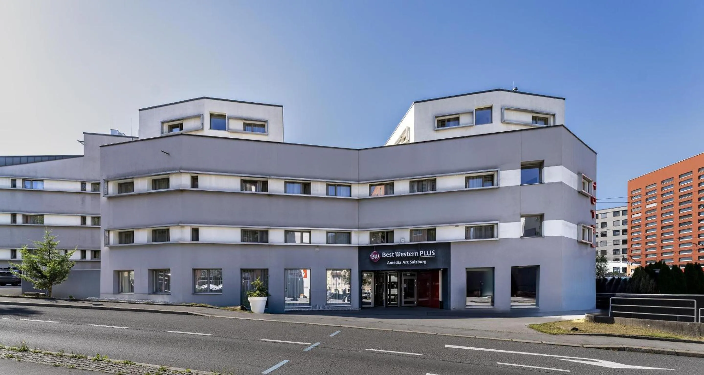 Property building in Best Western Plus Amedia Art Salzburg