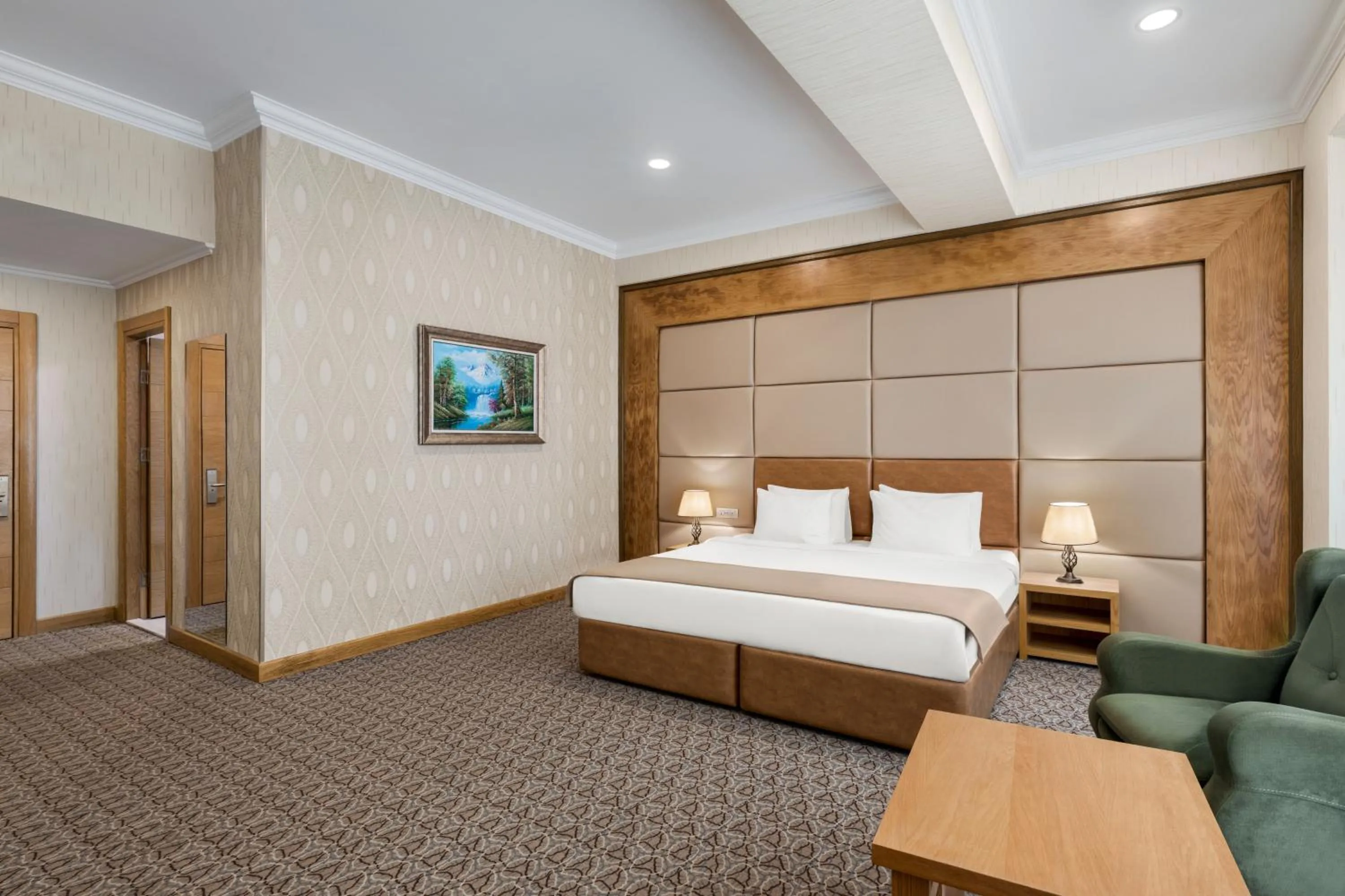 Bed in Wyndham Baku