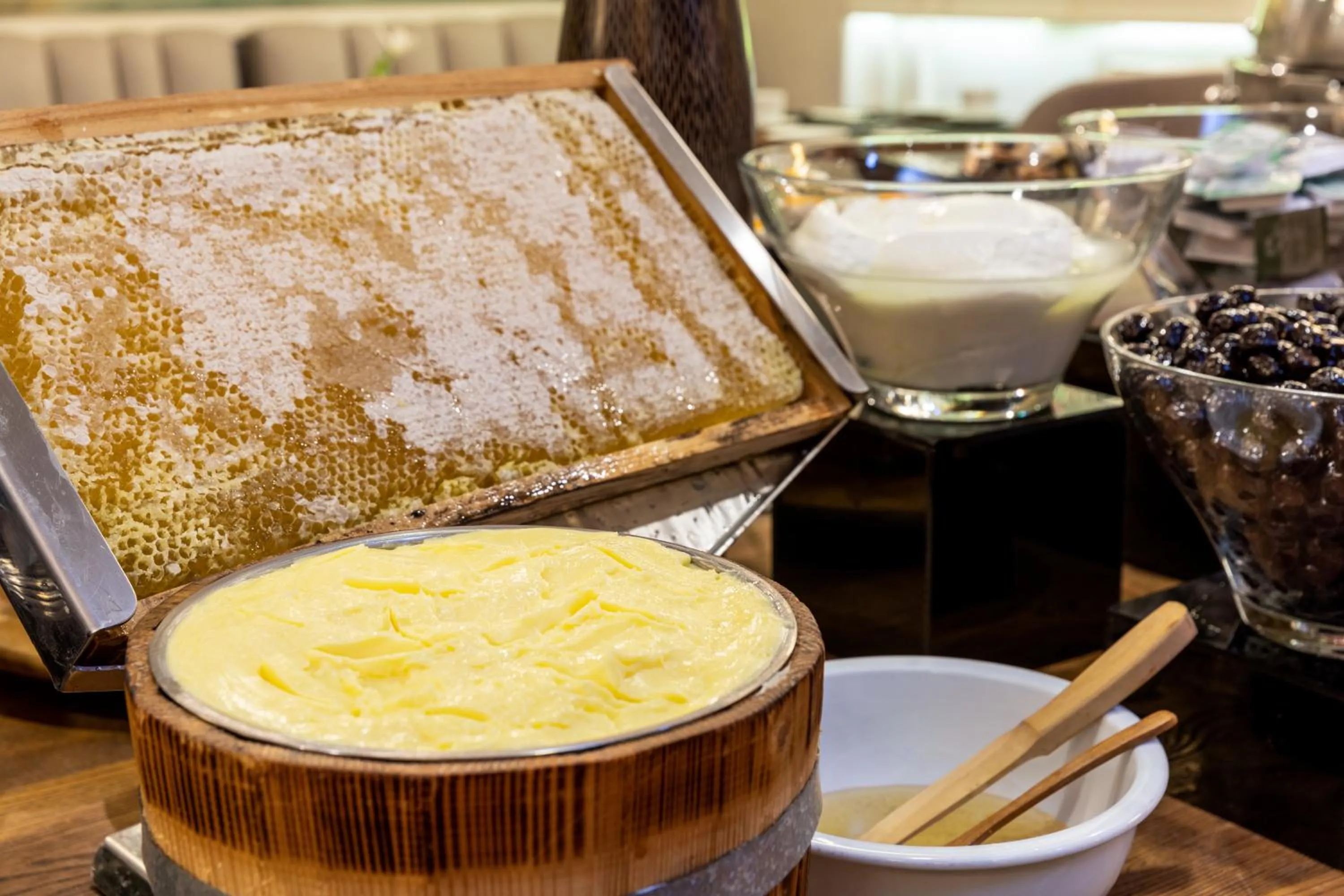 Buffet breakfast in Hotel Amira Istanbul