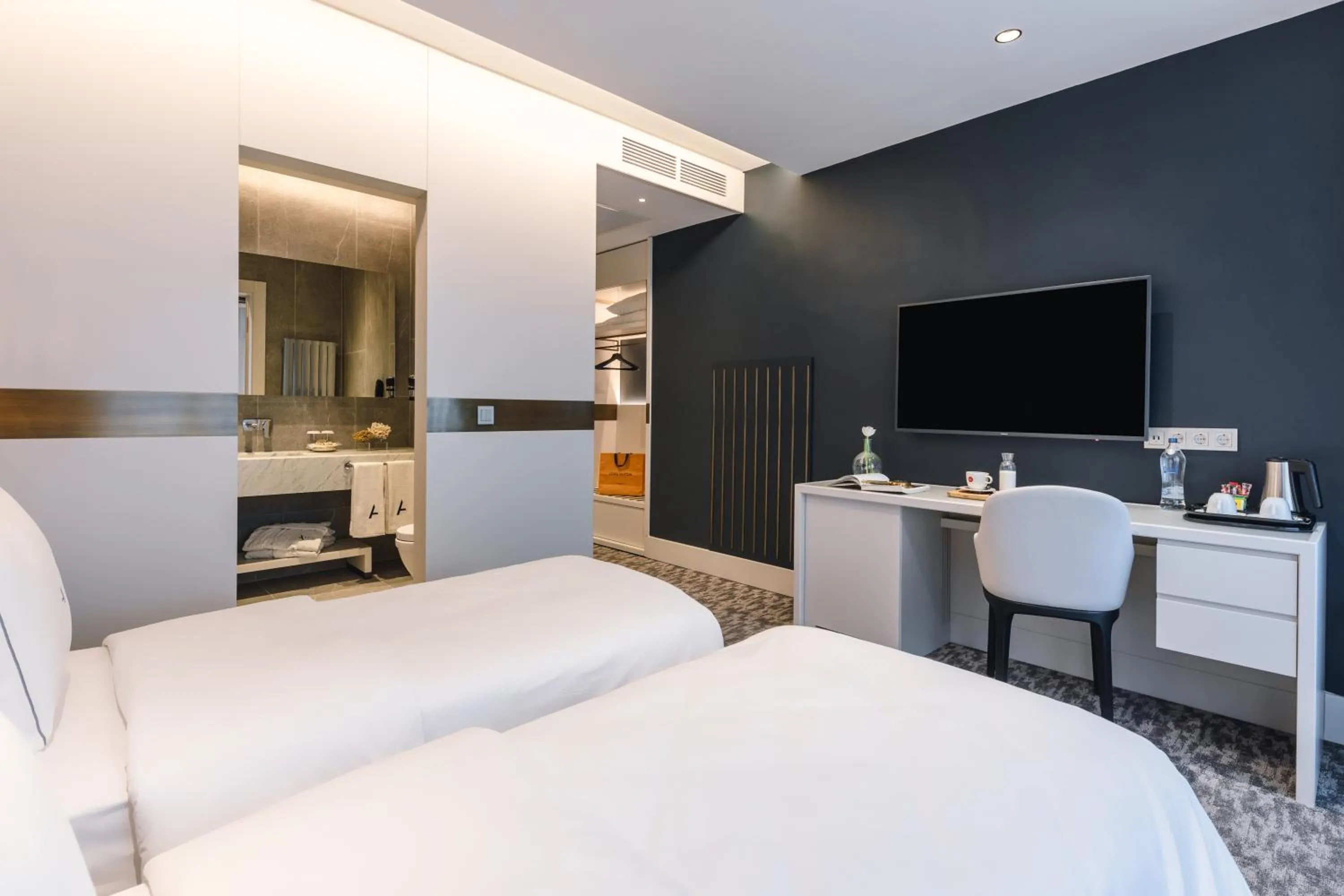 Bed in Hotel Amira Istanbul