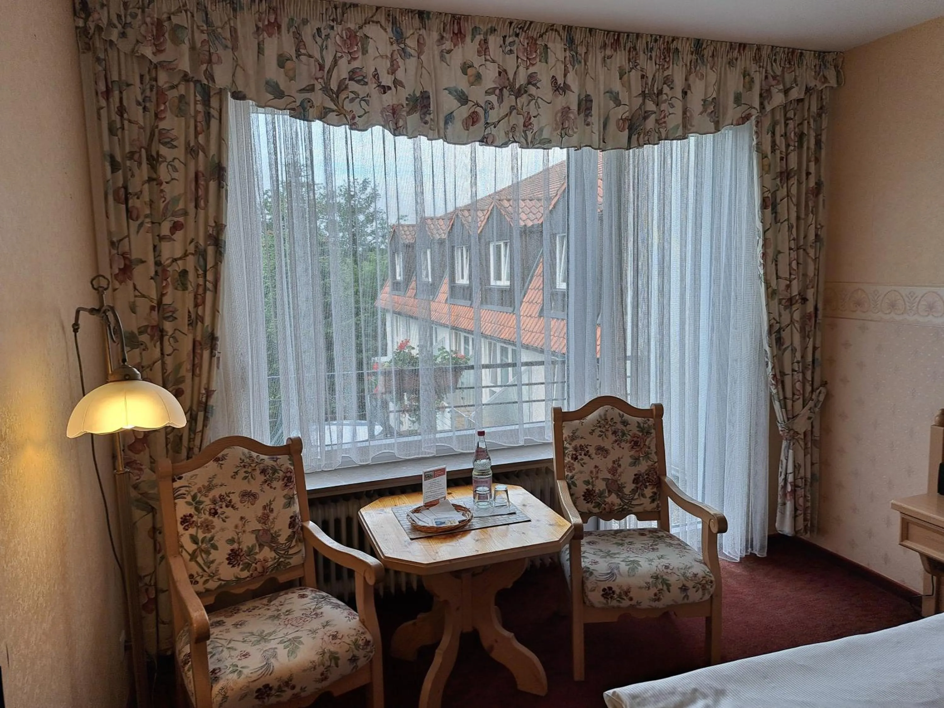 Balcony/Terrace, Bed in Hotel Heikenberg