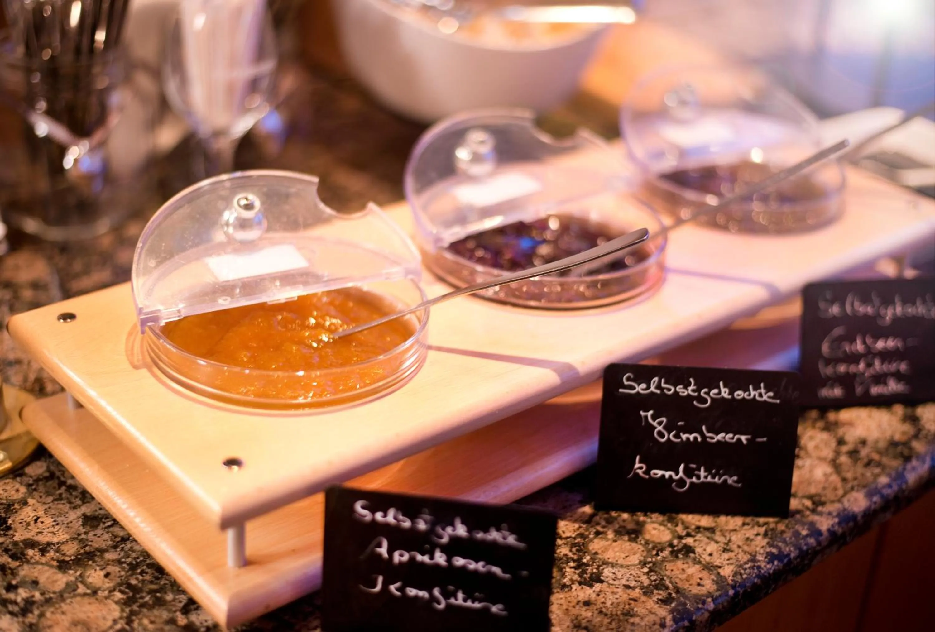 Breakfast in Hotel Heikenberg