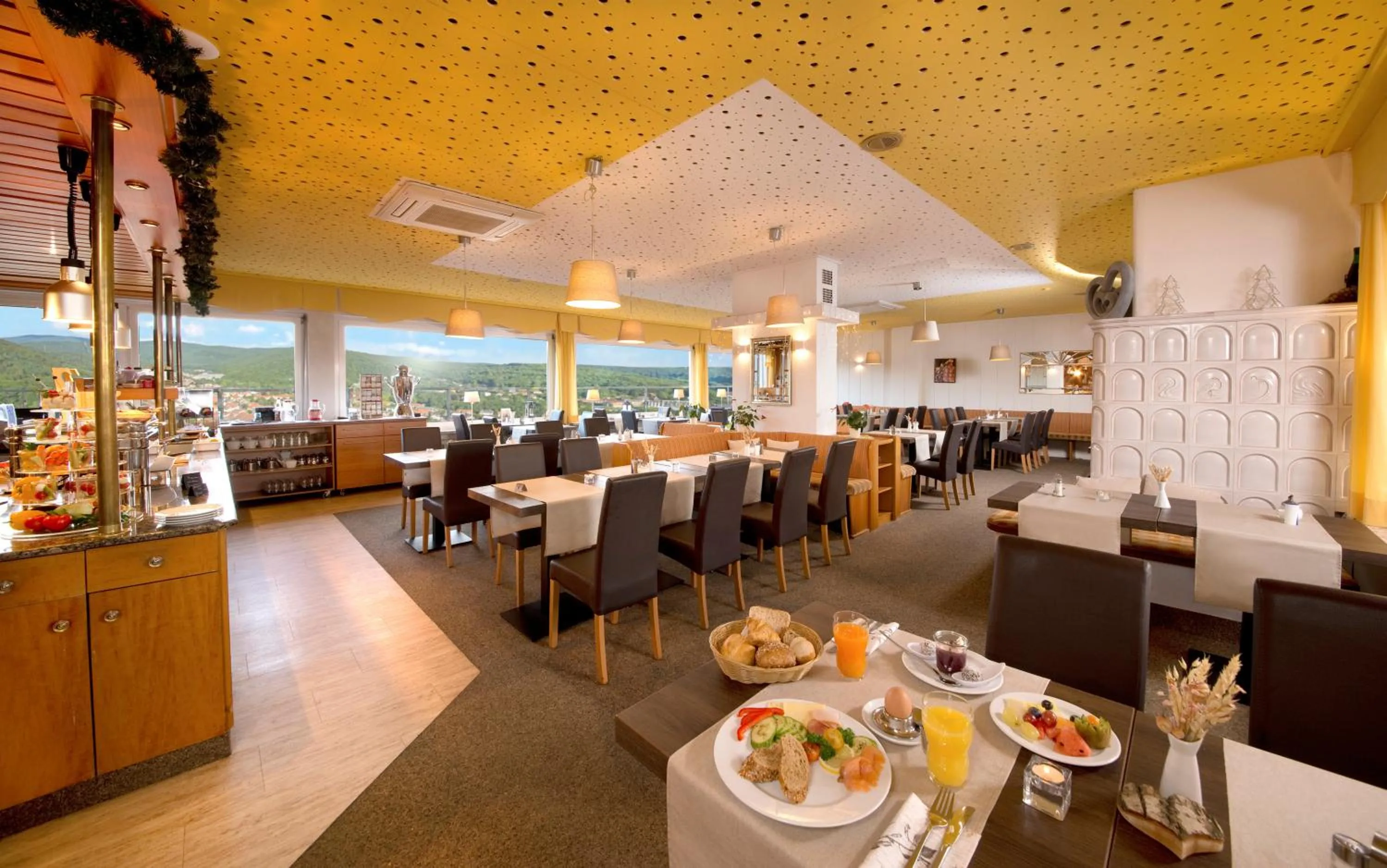 Breakfast in Hotel Heikenberg