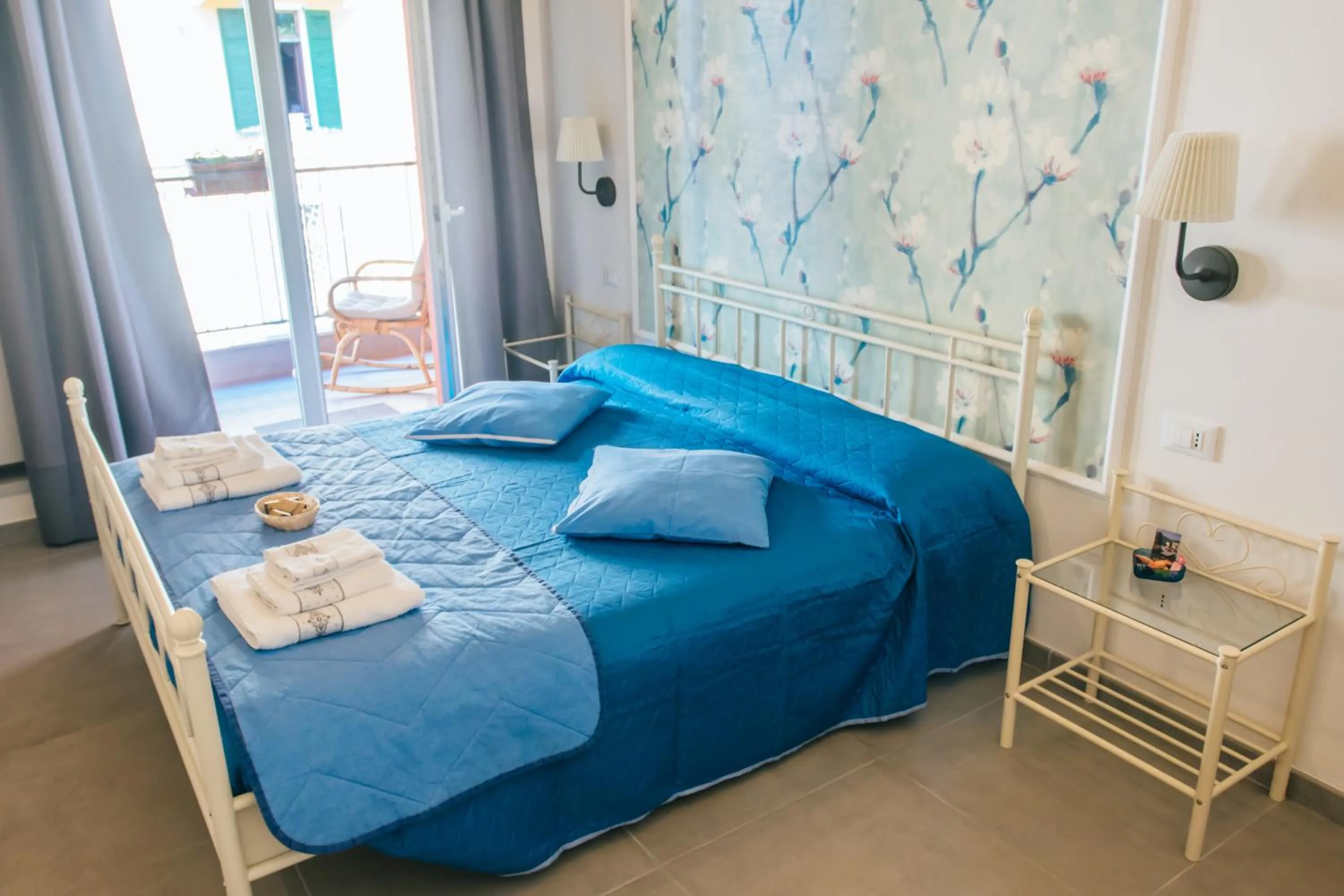 Bed in Valle dei Mulini - Lake Como