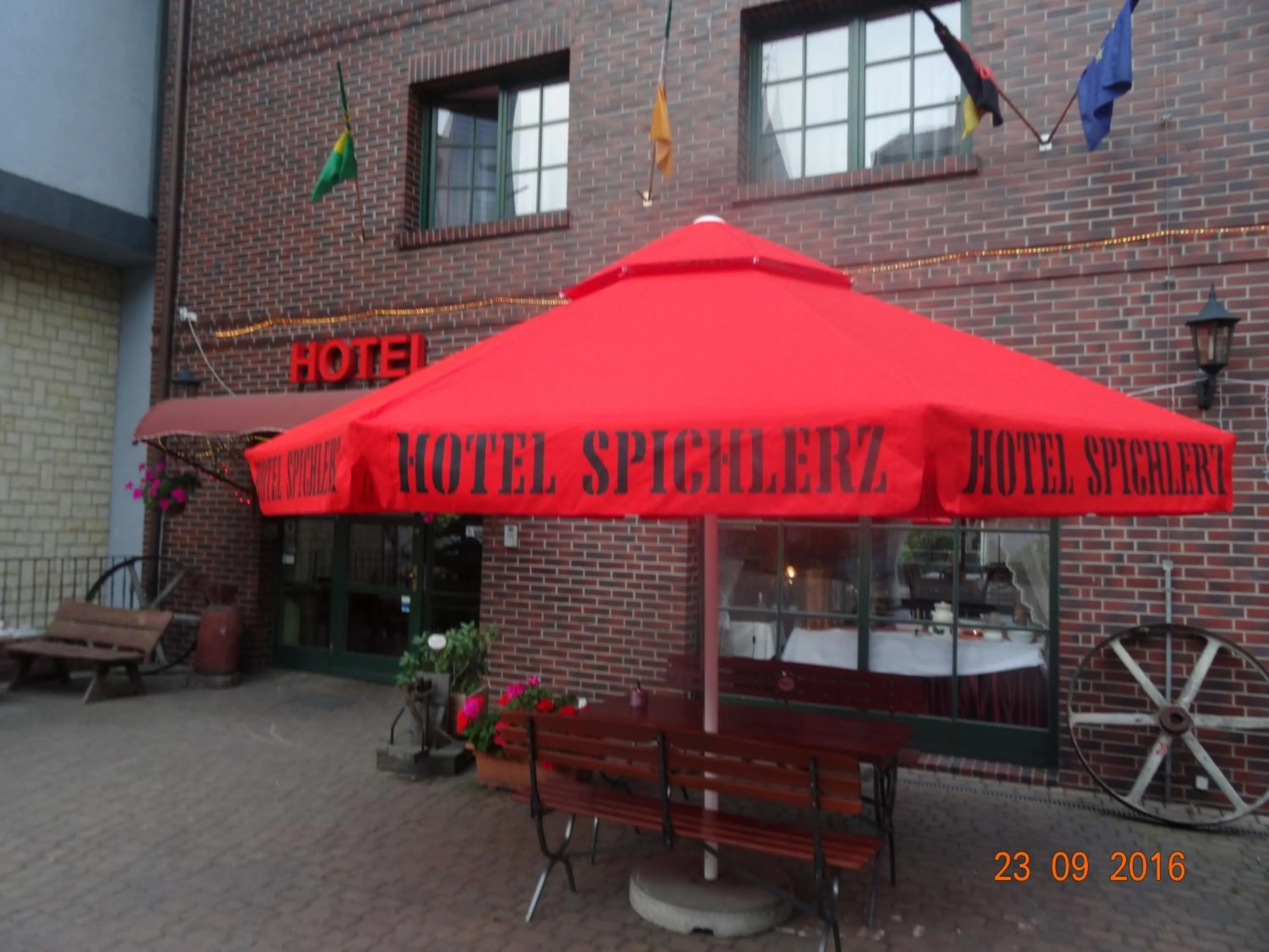 Restaurant/places to eat in Hotel Spichlerz