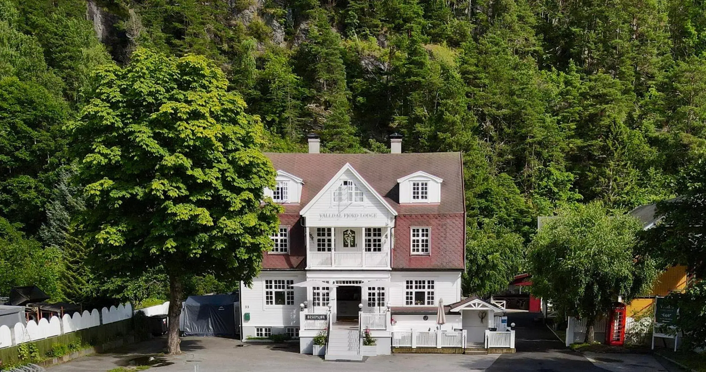 Valldal Fjord Lodge B&B Valldal Fjord Lodge B&B
