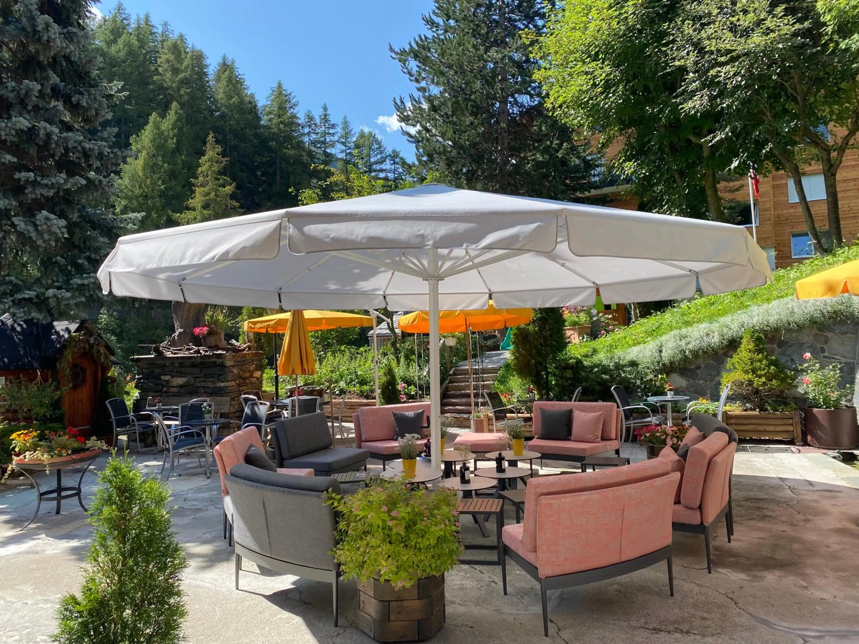 Property building in Alpenblick